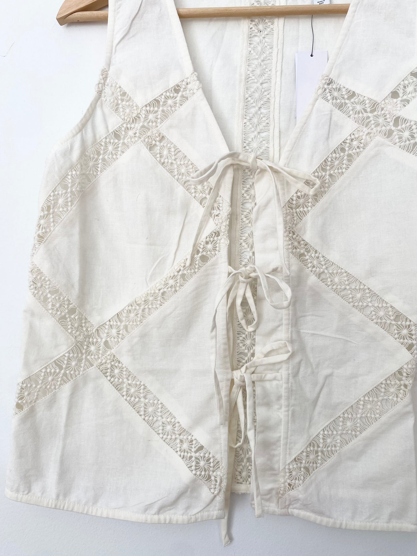 Débardeur Topshop en dentelle à nouer sur le devant, taille M