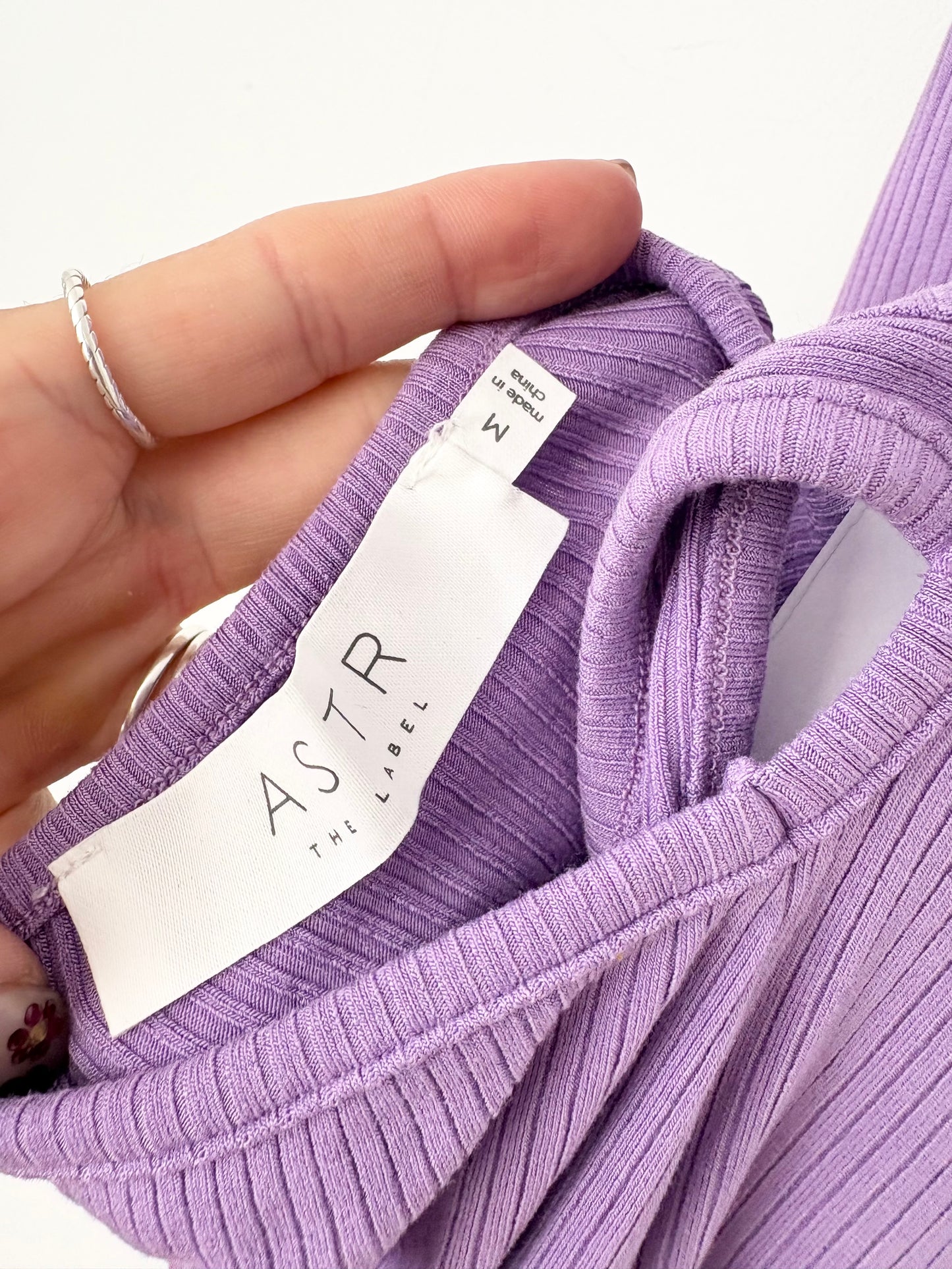 ASTR the label Robe courte côtelée Rio à découpes Taille M