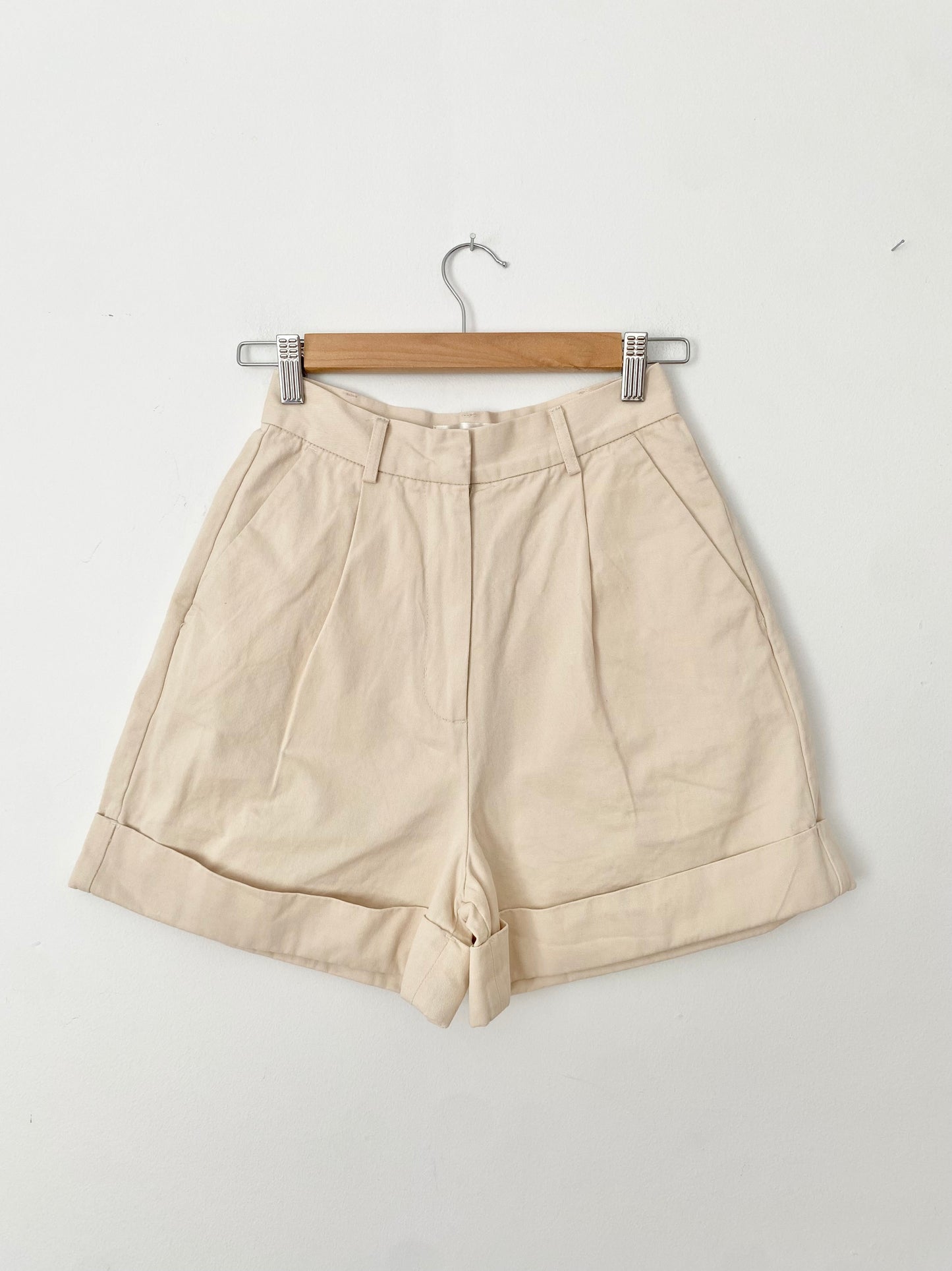 Moussy pleated shorts W24