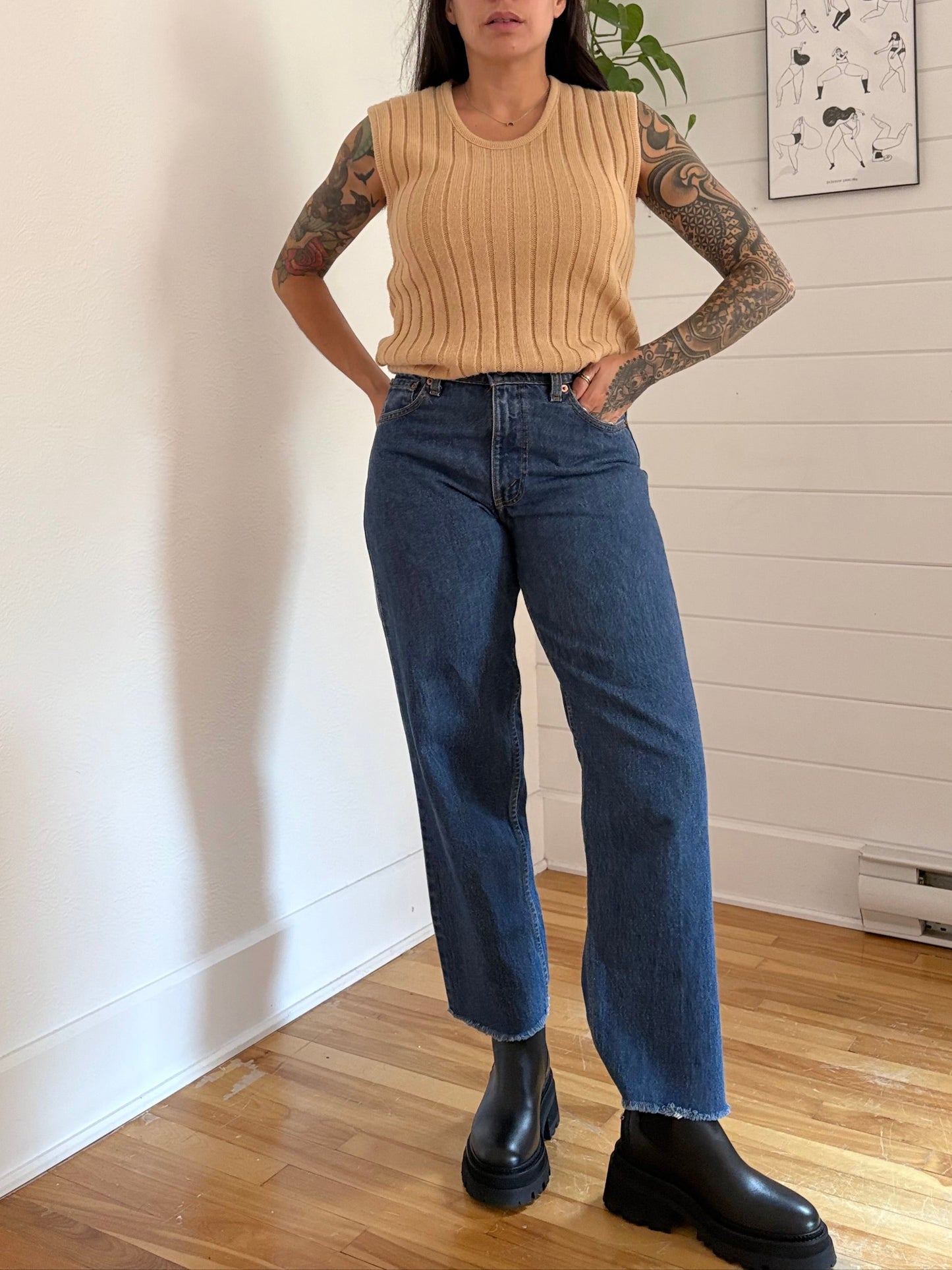 Vintage Levis 550 straight leg jeans W28