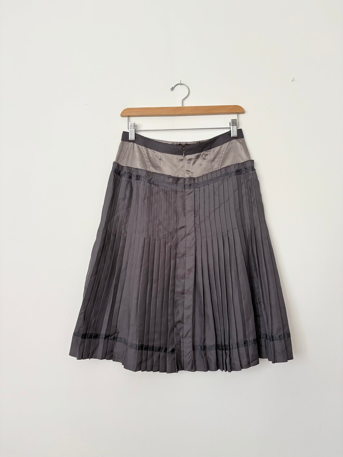 Y2K BCBG Runway silk pleated skirt XS/S