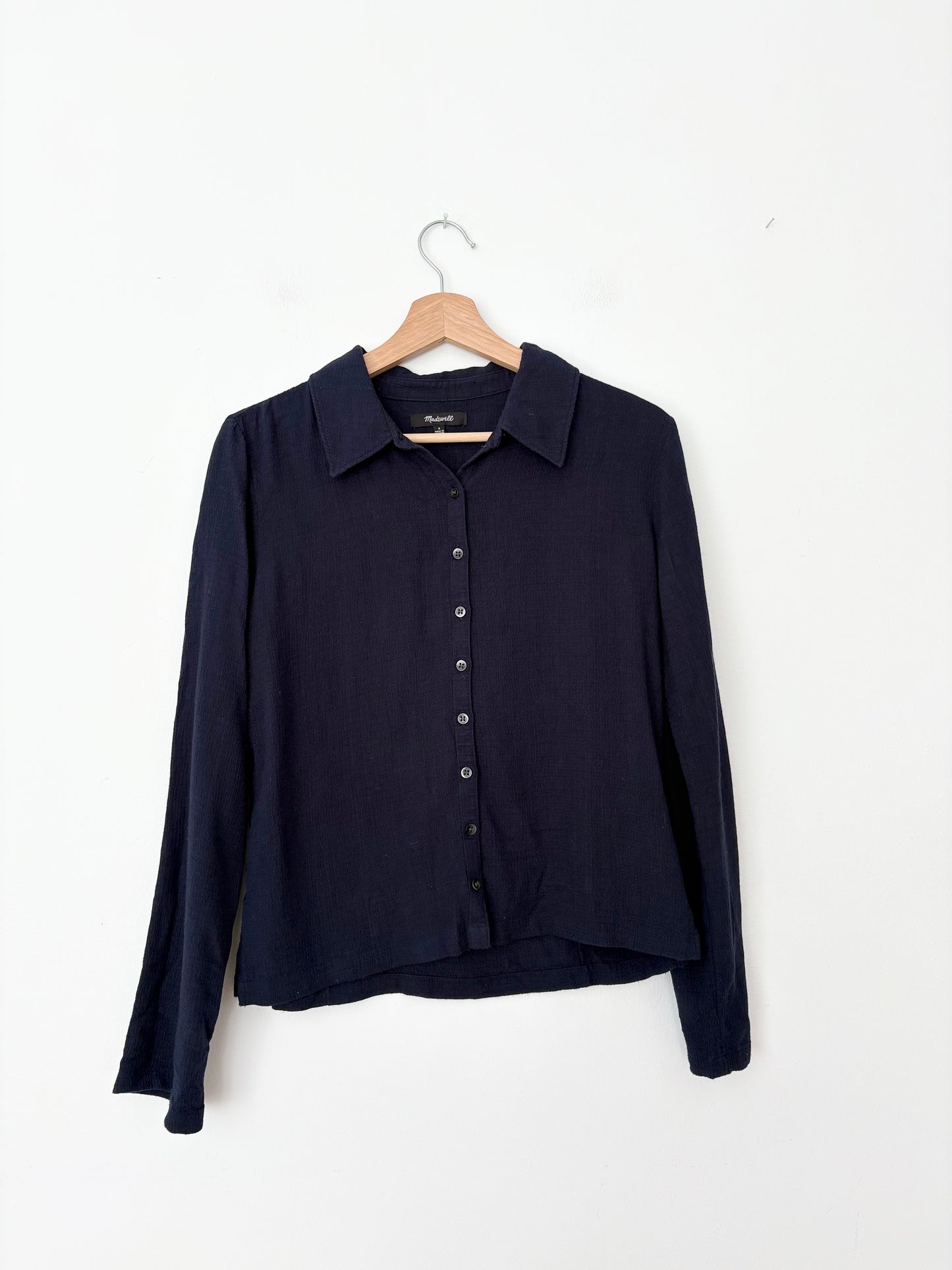 Madewell crinkle button up shirt Small