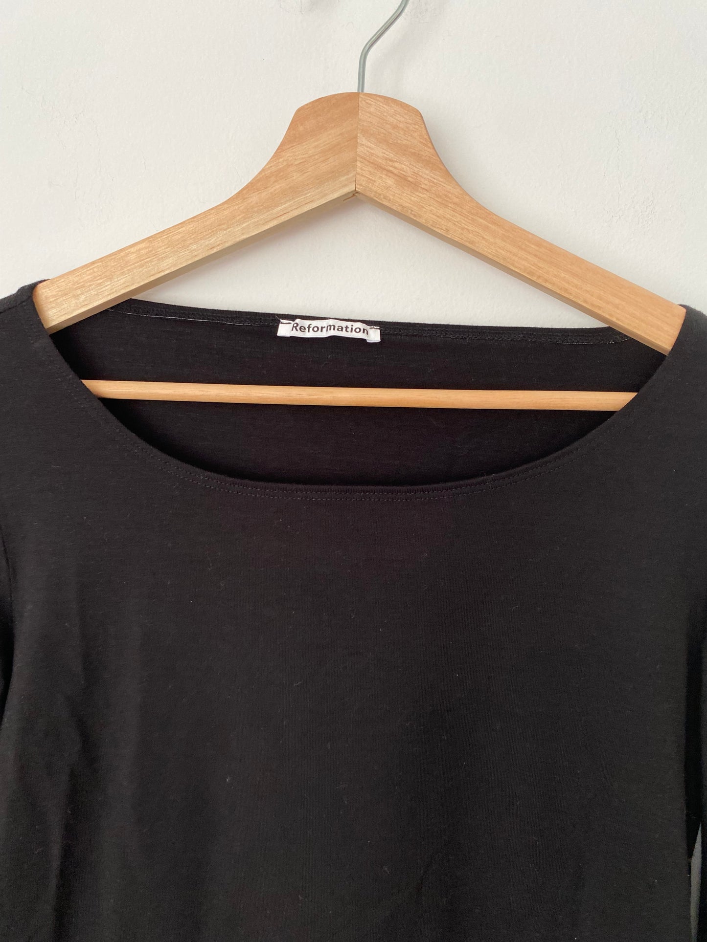 Reformation tencel crop long sleeve Medium