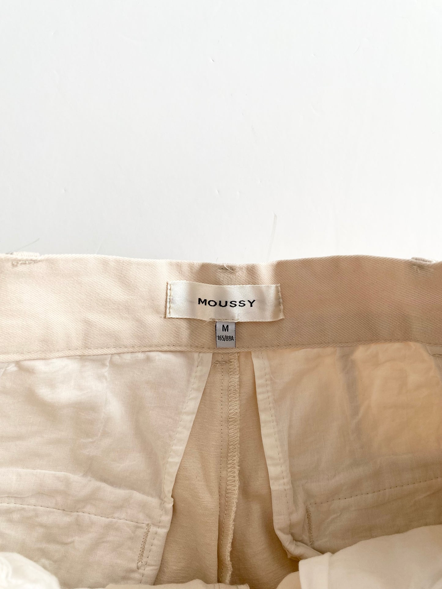 Moussy pleated shorts W24