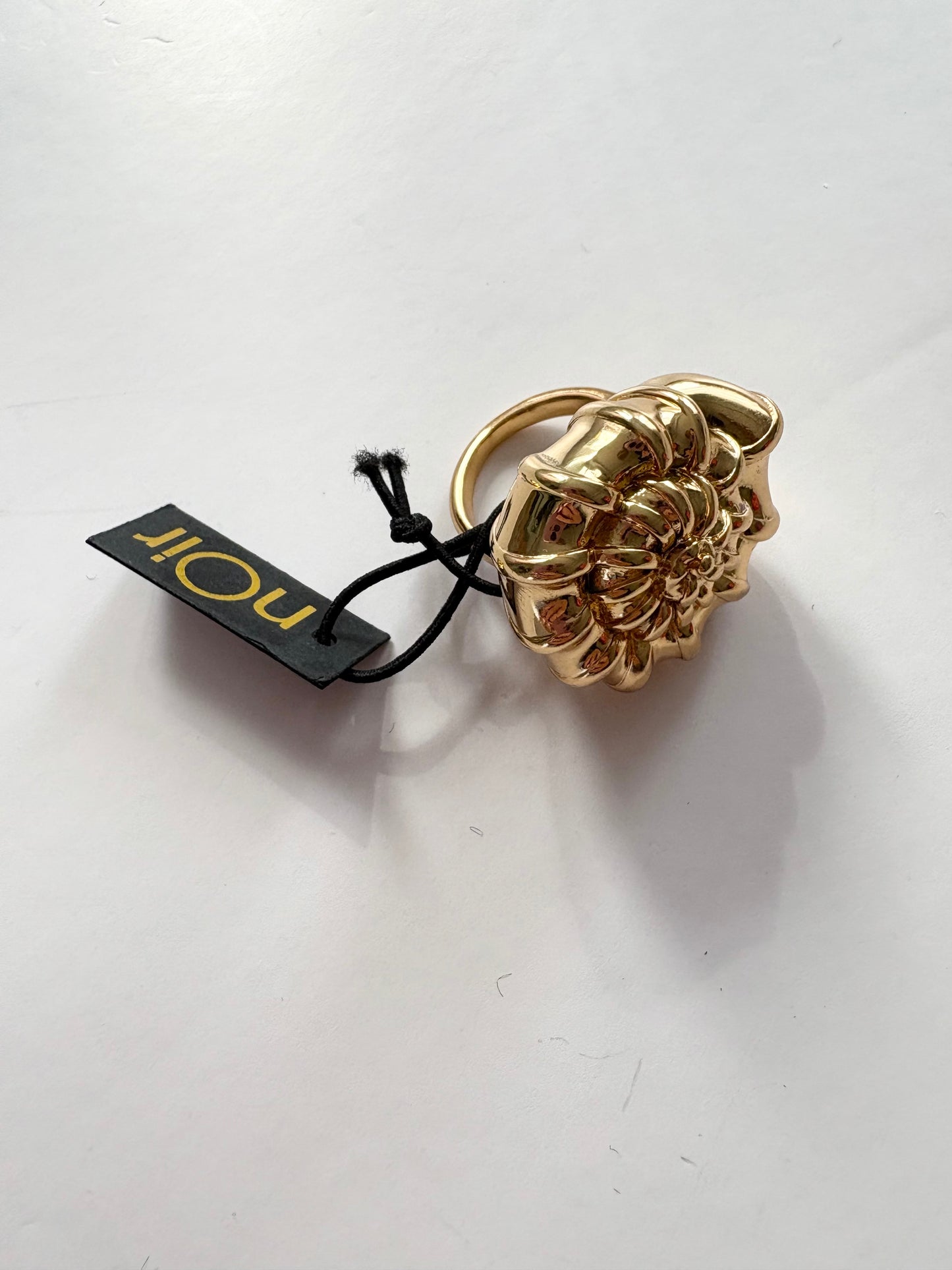 Noir NYC shellschocked gold ring