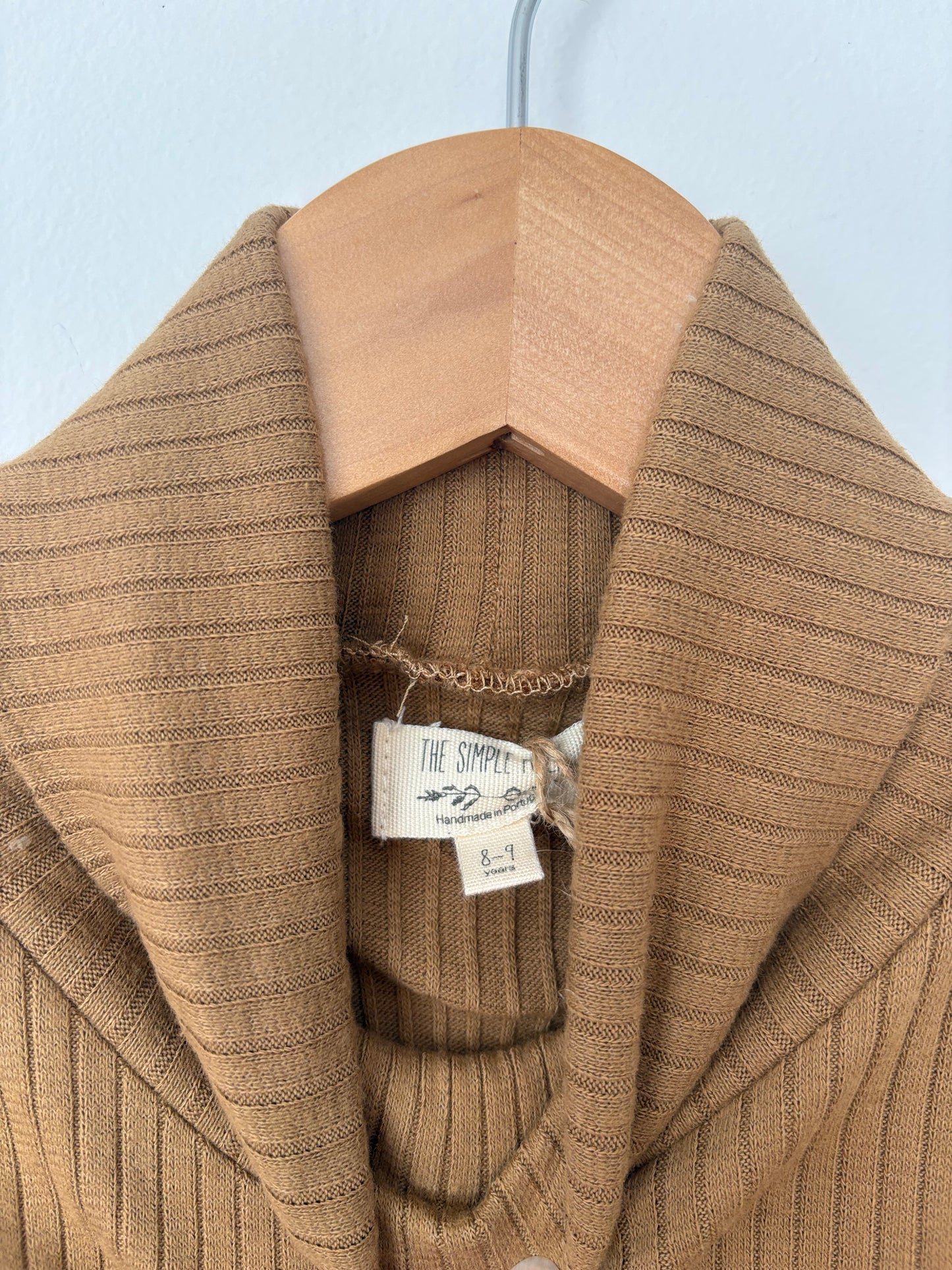 The simple folk ribbed turtleneck 8/9Y