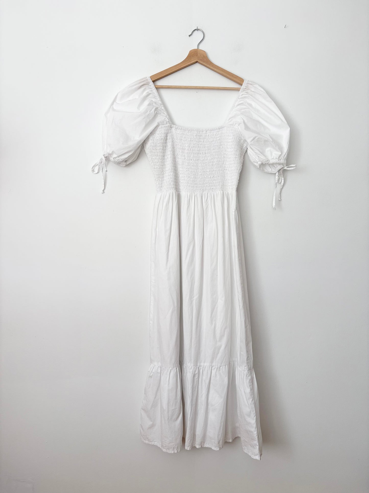 Faithfull The Brand Robe mi-longue smockée Lithana Grande