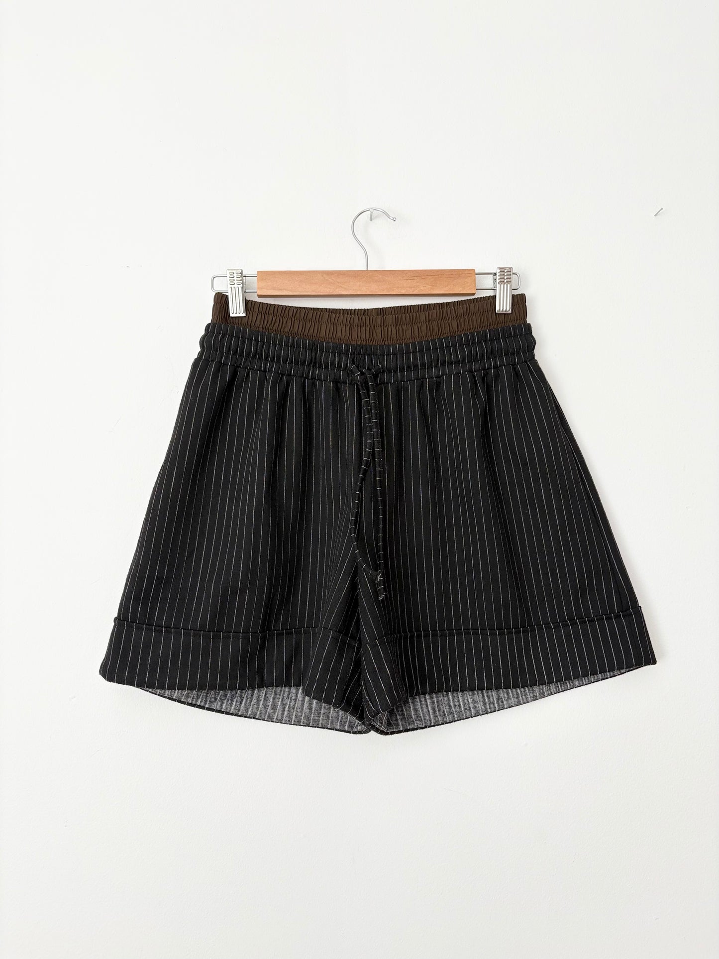 Zara pinstripe boxer shorts Medium