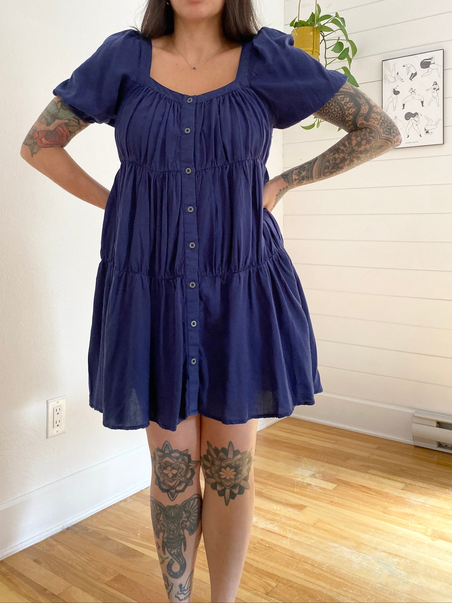 Elan puff sleeve tiered dress Small