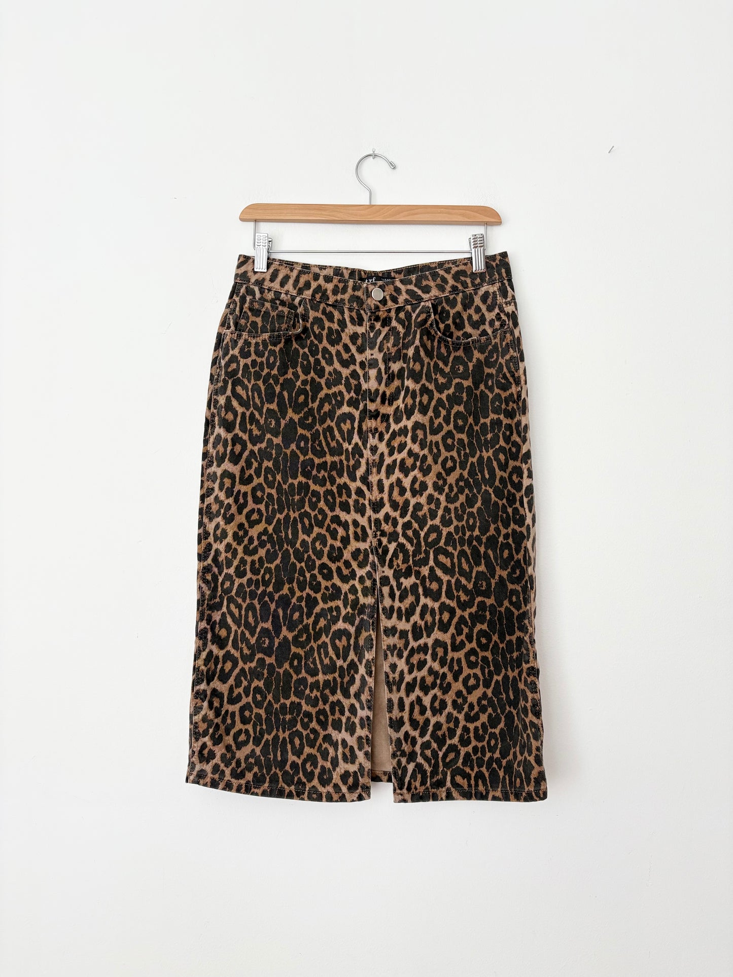 Zara Leopard denim midi skirt Medium