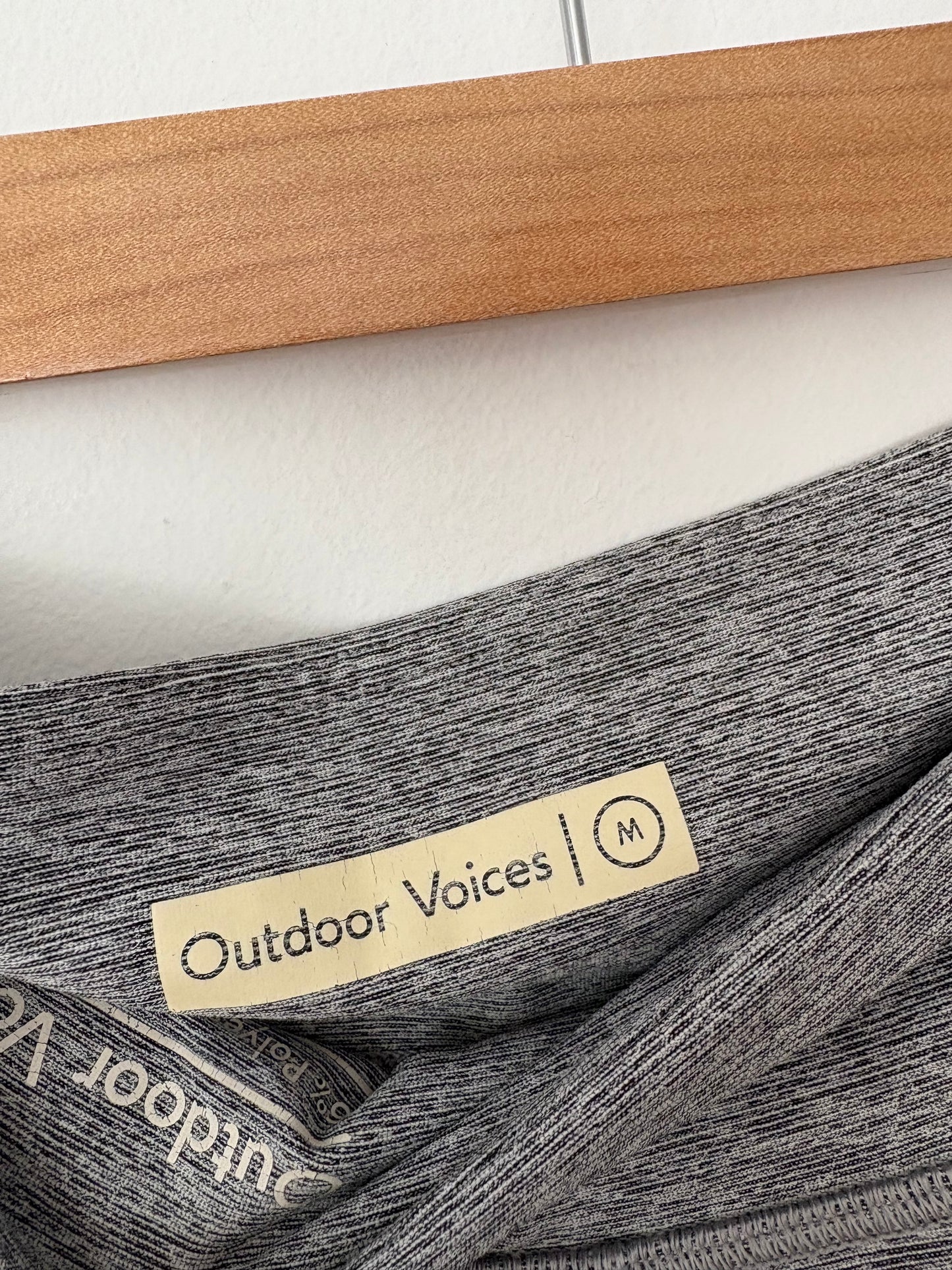 Leggings d'échauffement signature Outdoor Voices à 10 panneaux, taille M