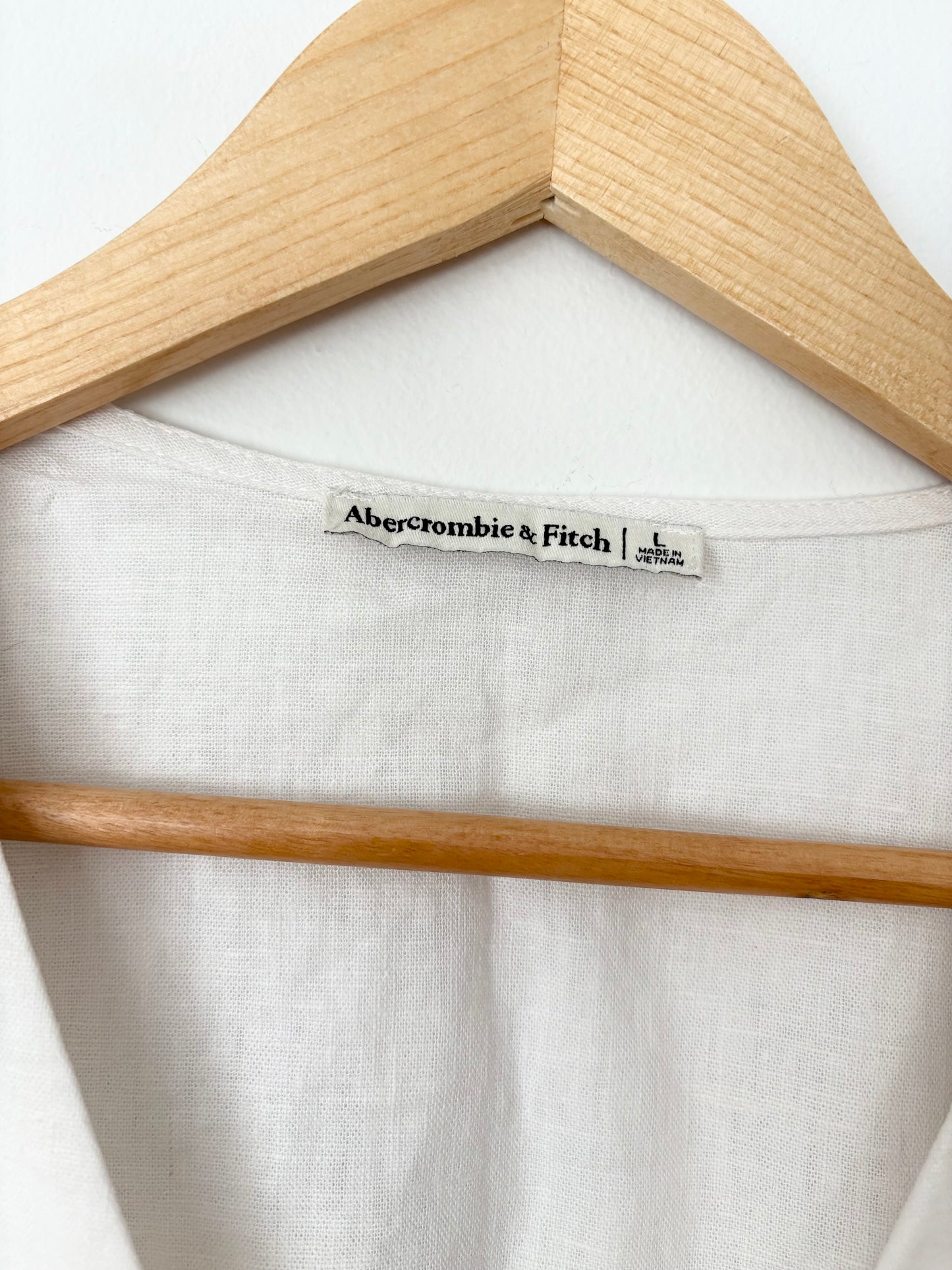 Abercrombie & Fitch linen tie front top M/L