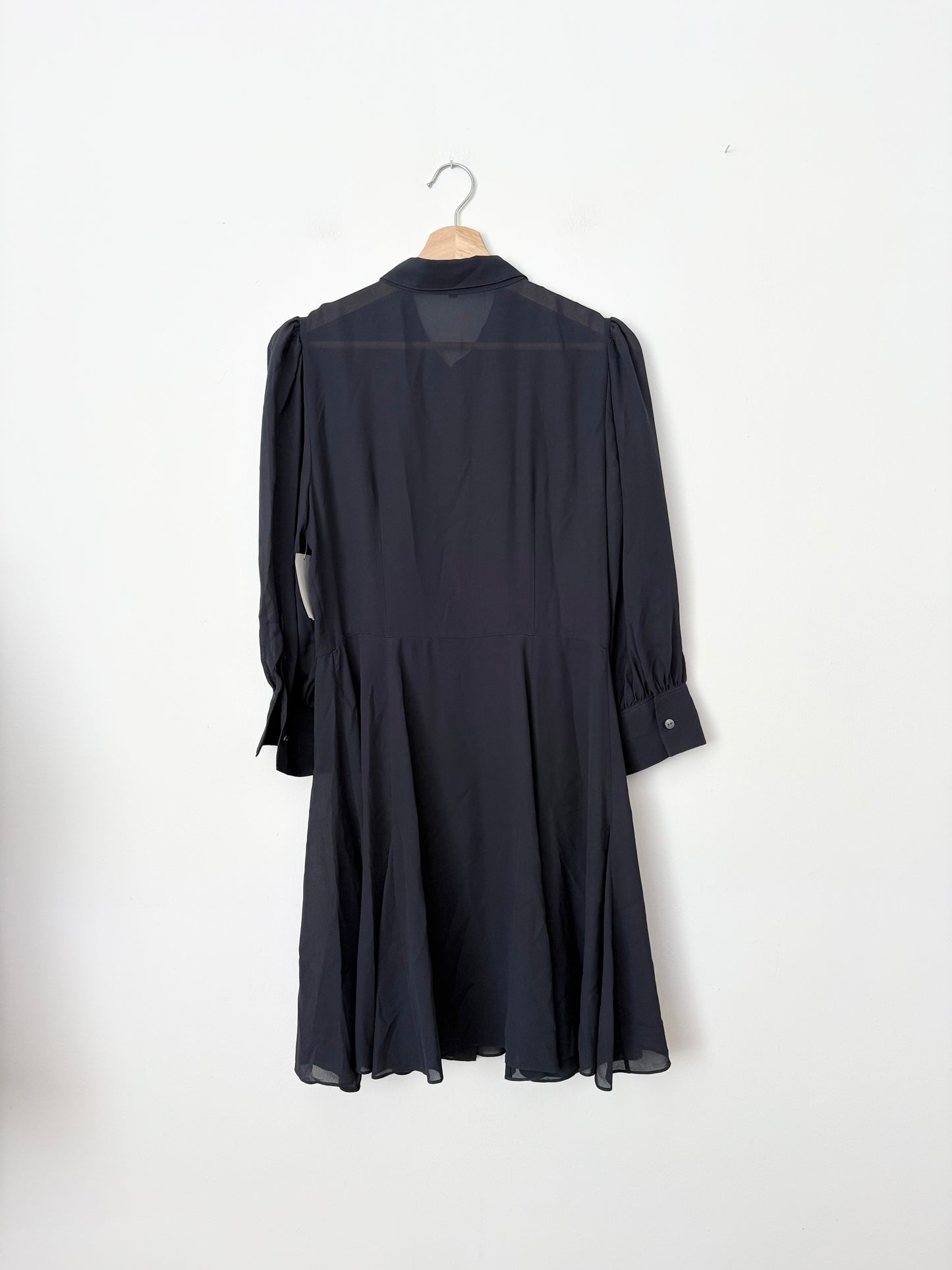 Robe chemise mini en soie Theory, volume S/M