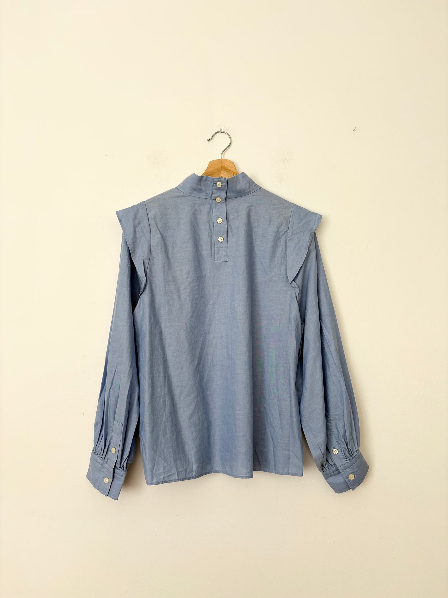 Everlane wing shoulder mockneck blouse Medium