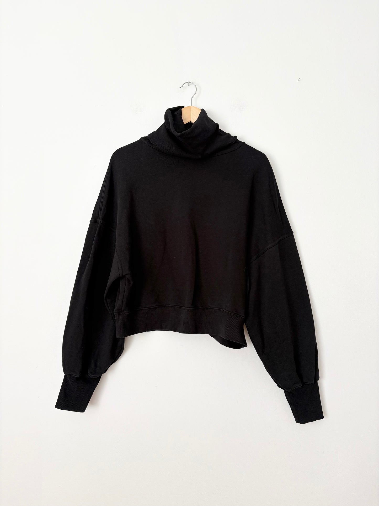 Agolde balloon sleeve turtleneck sweatshirt S/M