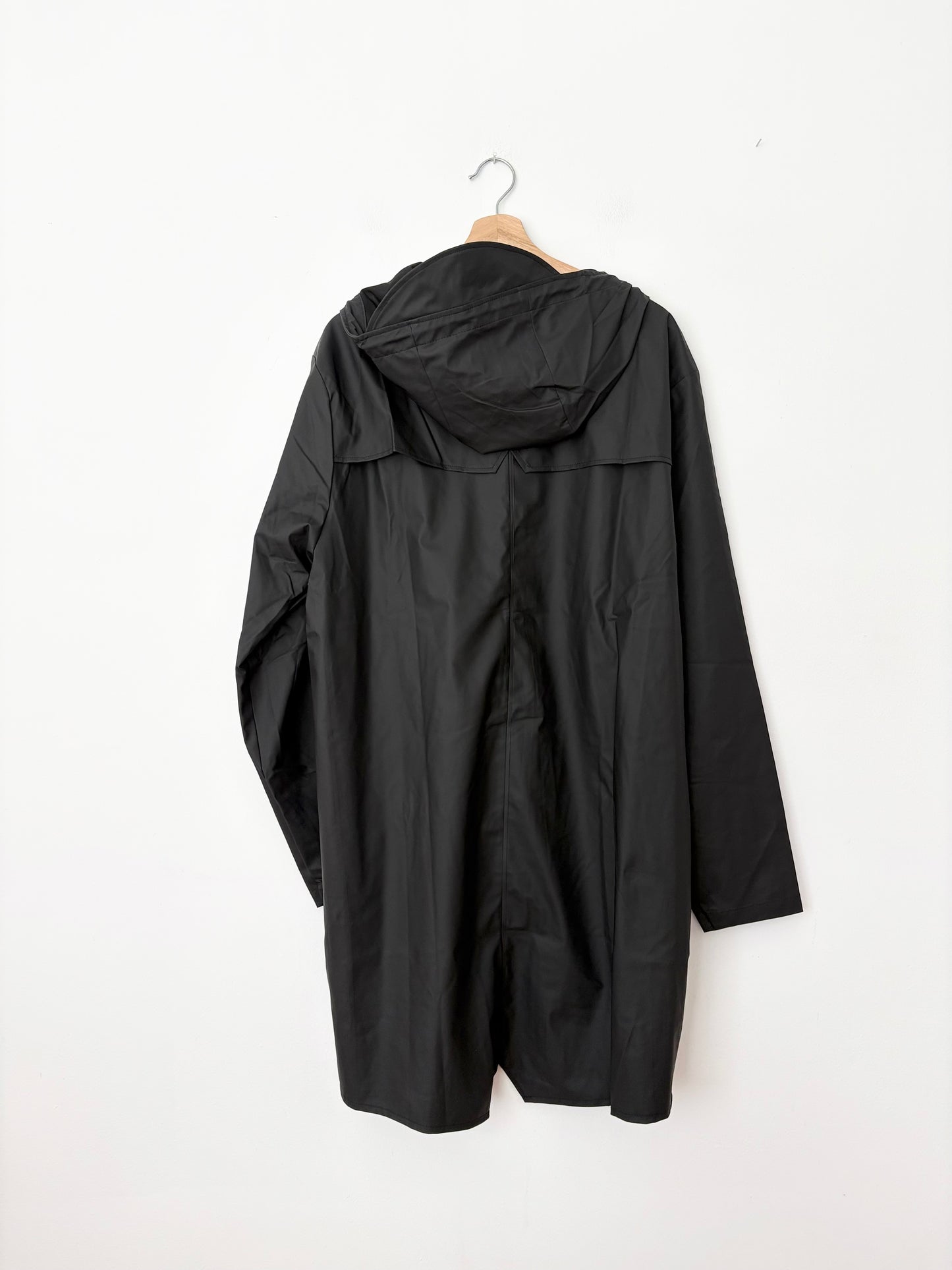RAINS W3 long jacket in black Large