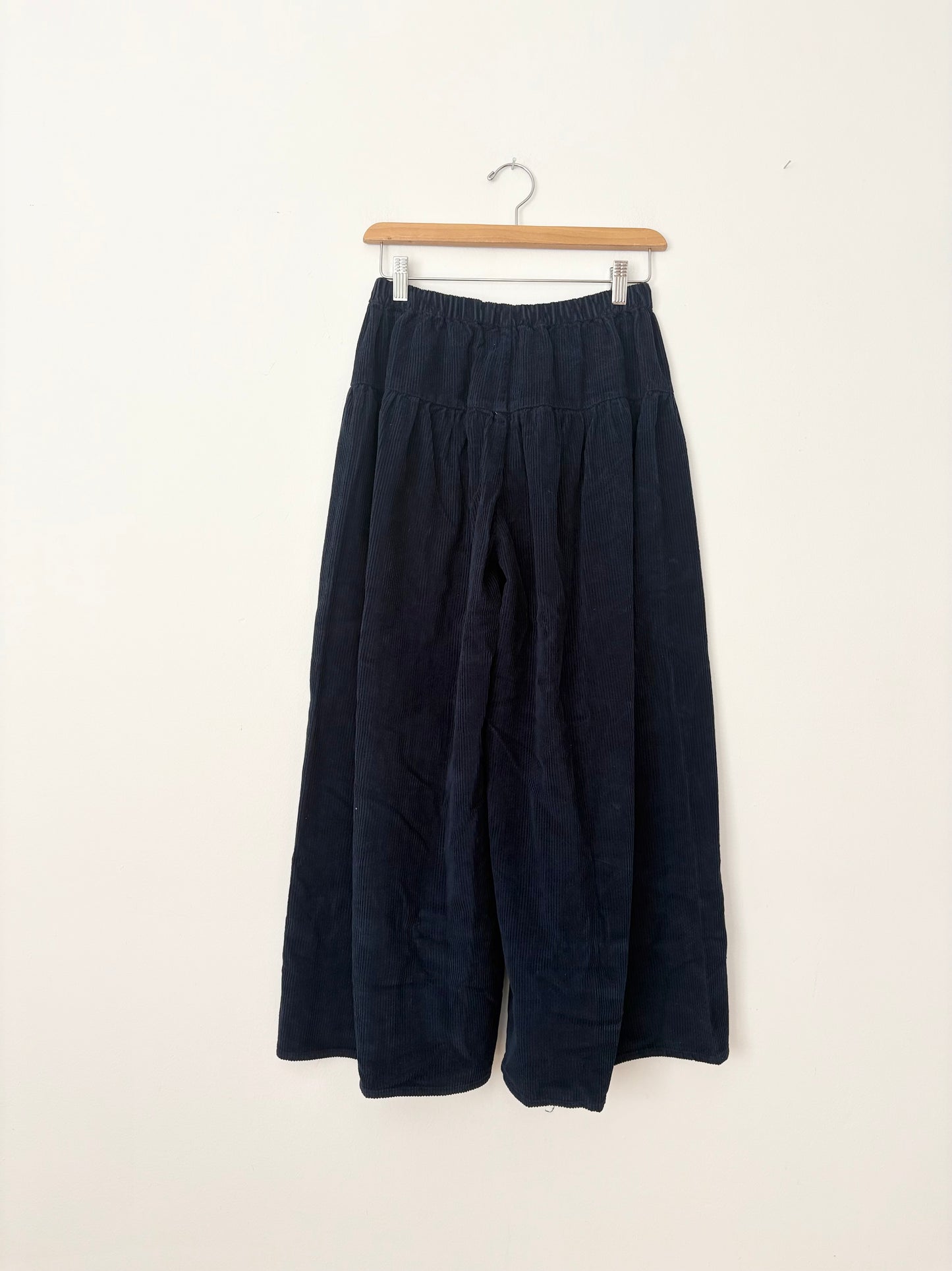 The simple folk corduroy culottes S/M