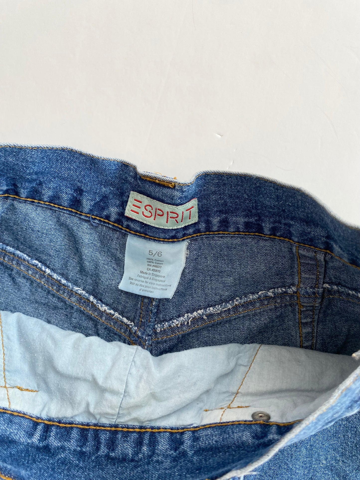 Vintage Esprit button denim shorts W26