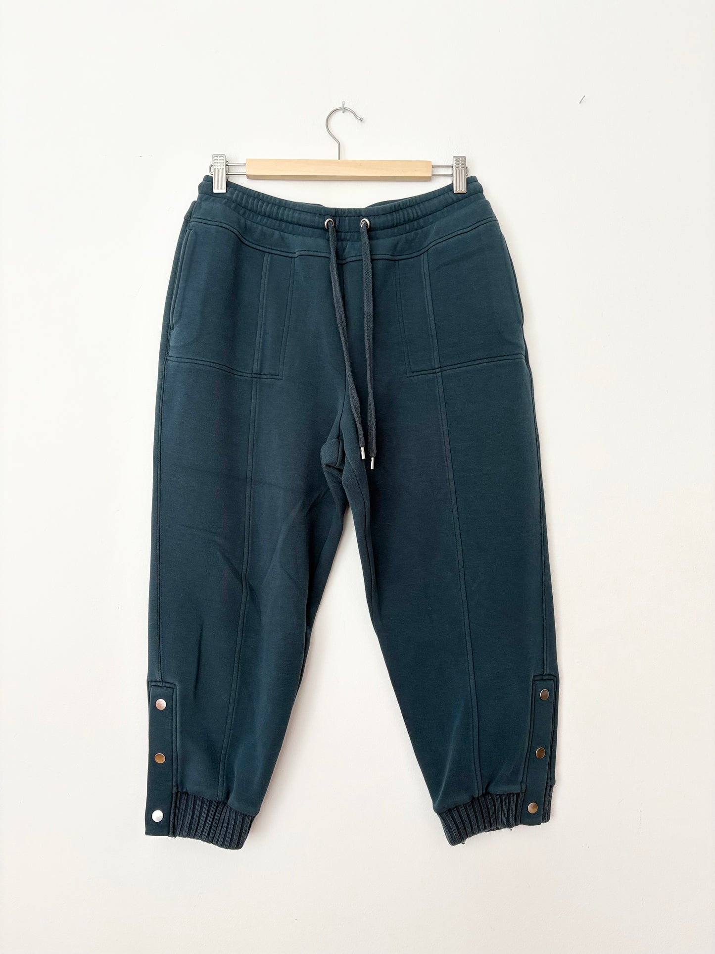 Anthropologie Saturday Sunday Dylan cropped joggers Large