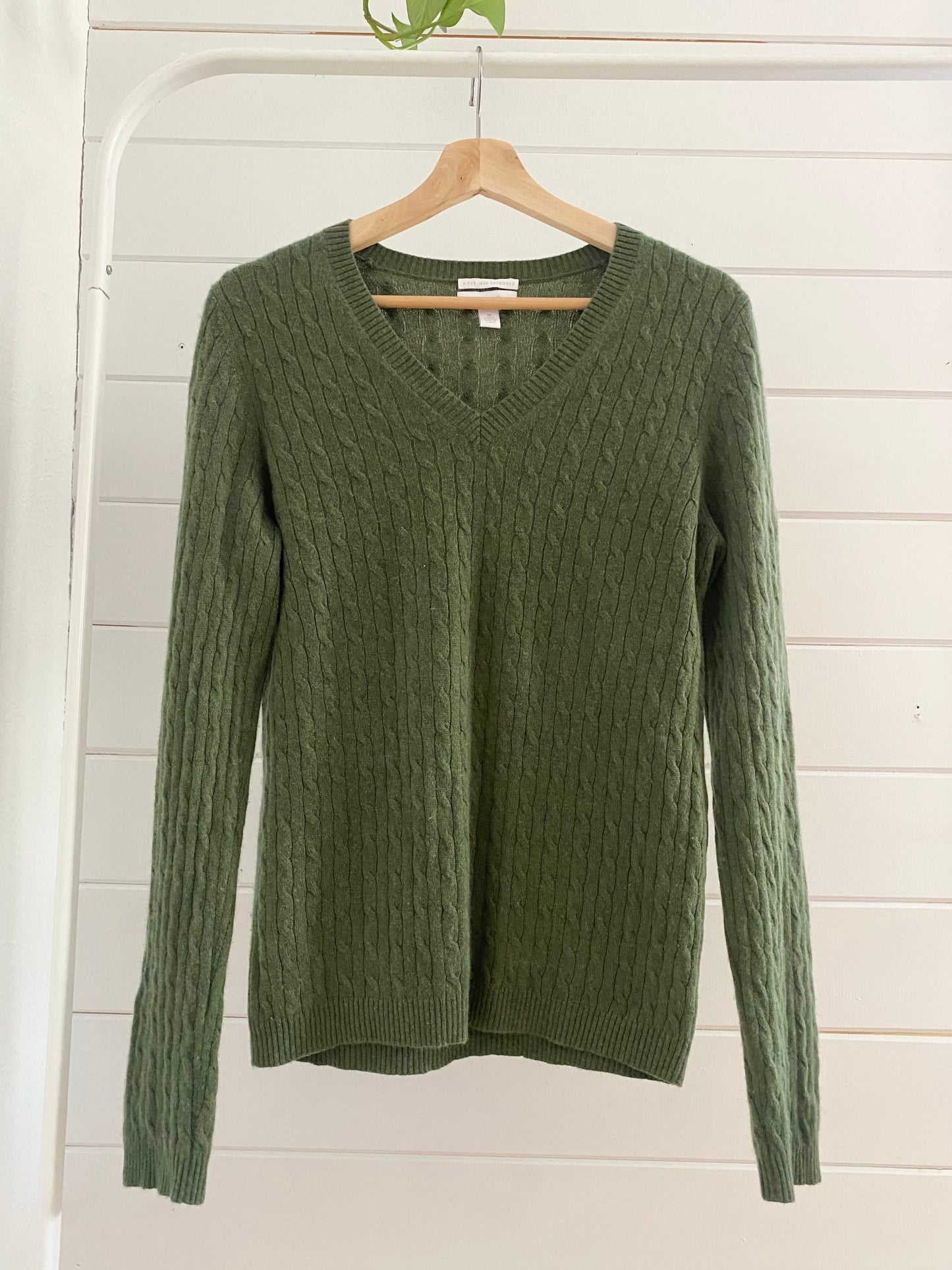 Charter club 100% cashmere sweater Medium