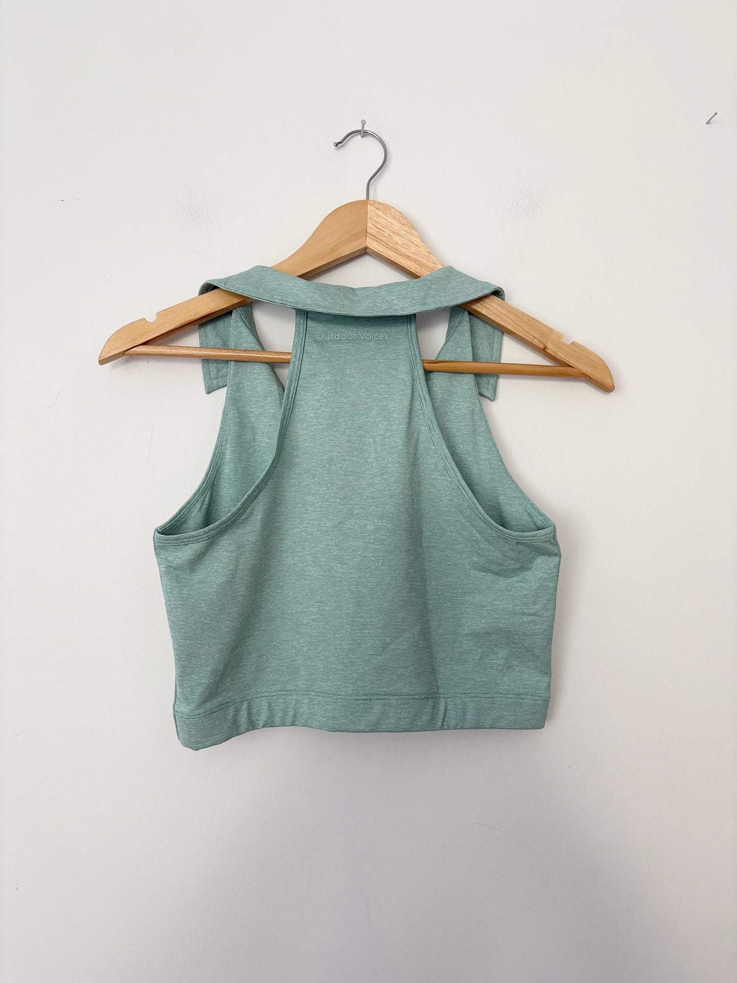 Outdoor Voices warmup collared crop top Small