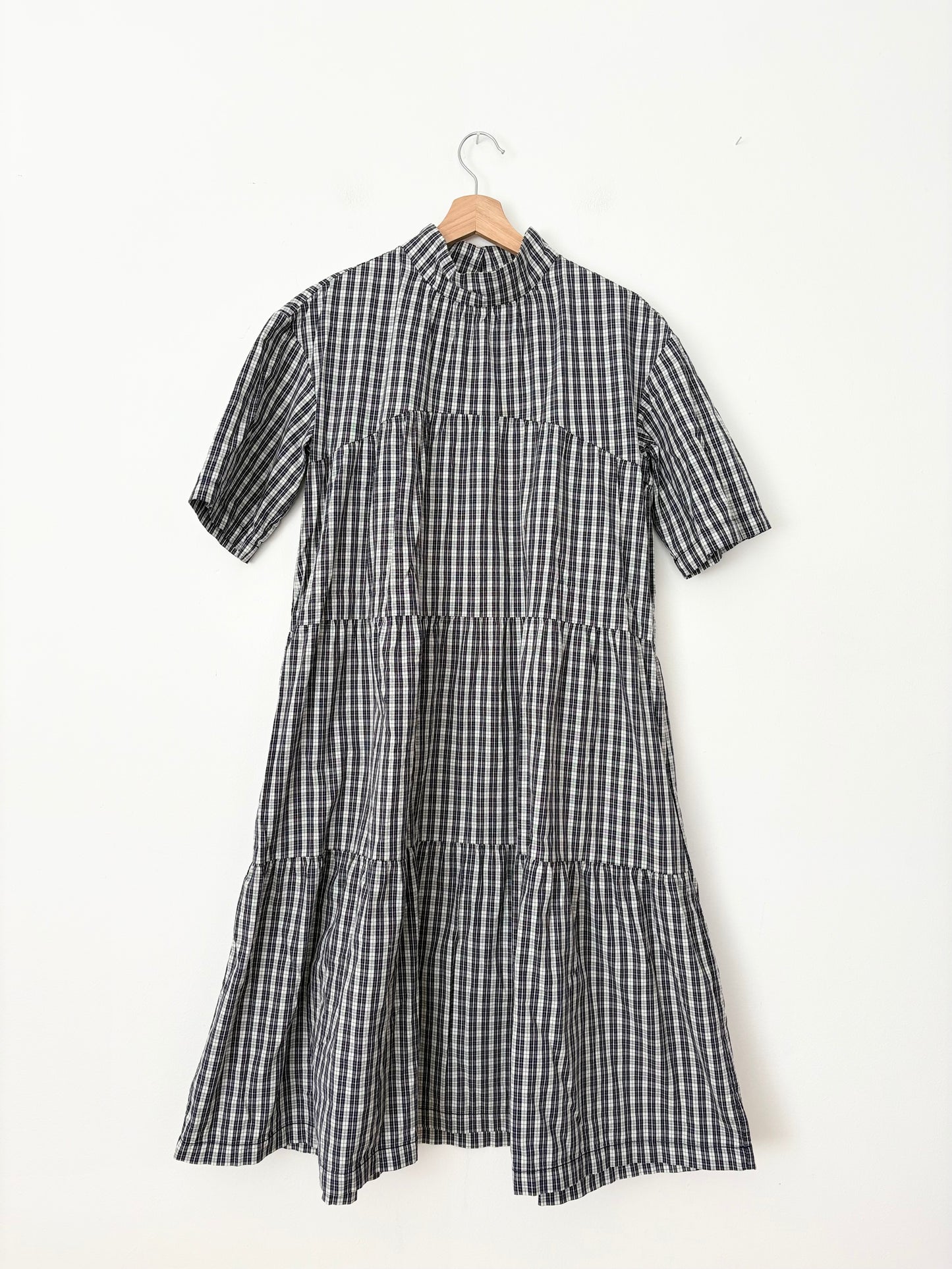 Everlane tiered mockneck midi dress Small