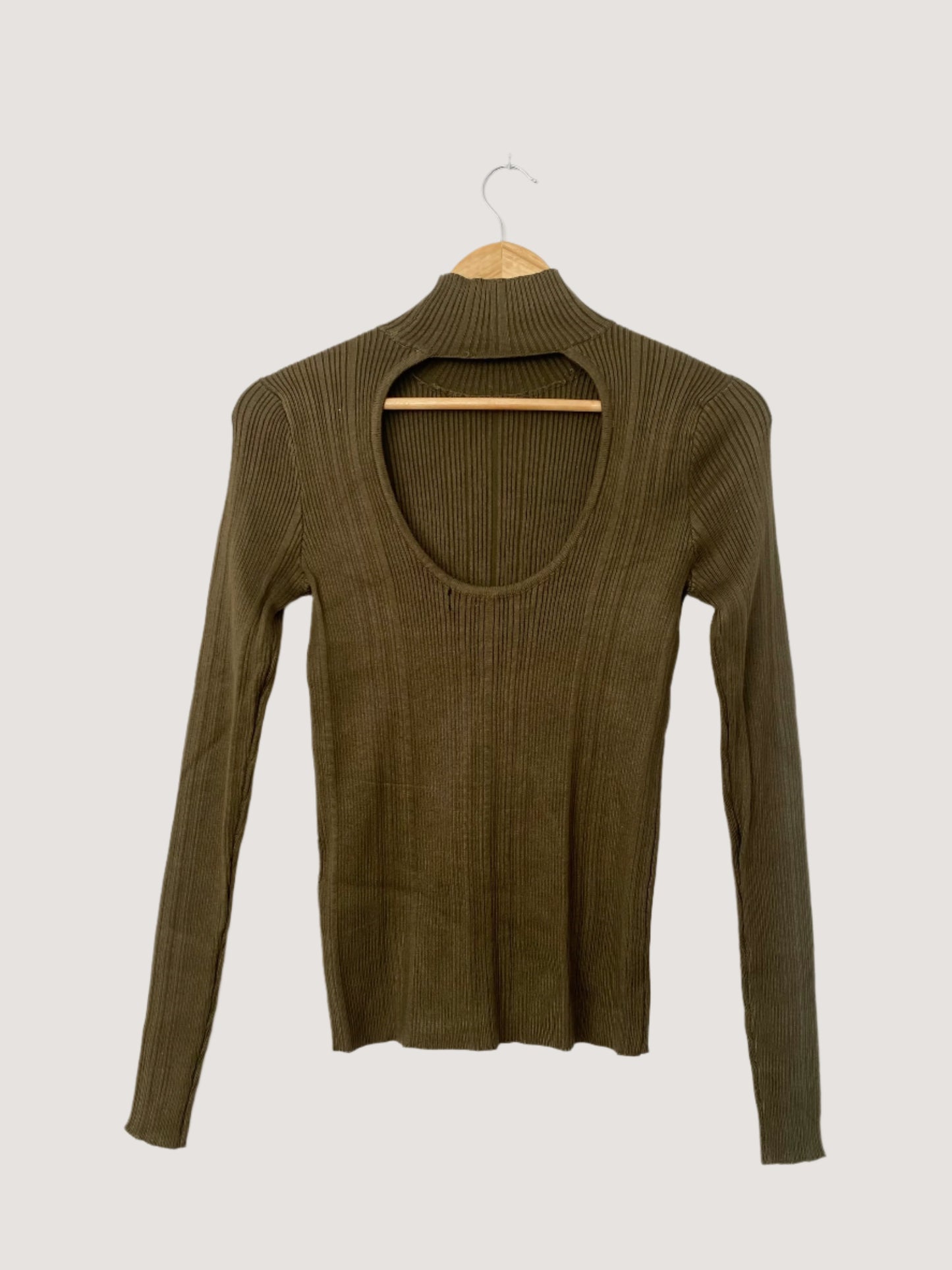 Vero Moda keyhole back turtleneck Medium