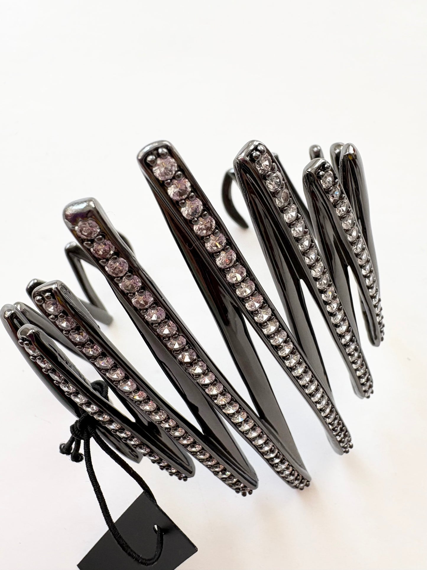 Noir NYC zigzag gunmetal cuff