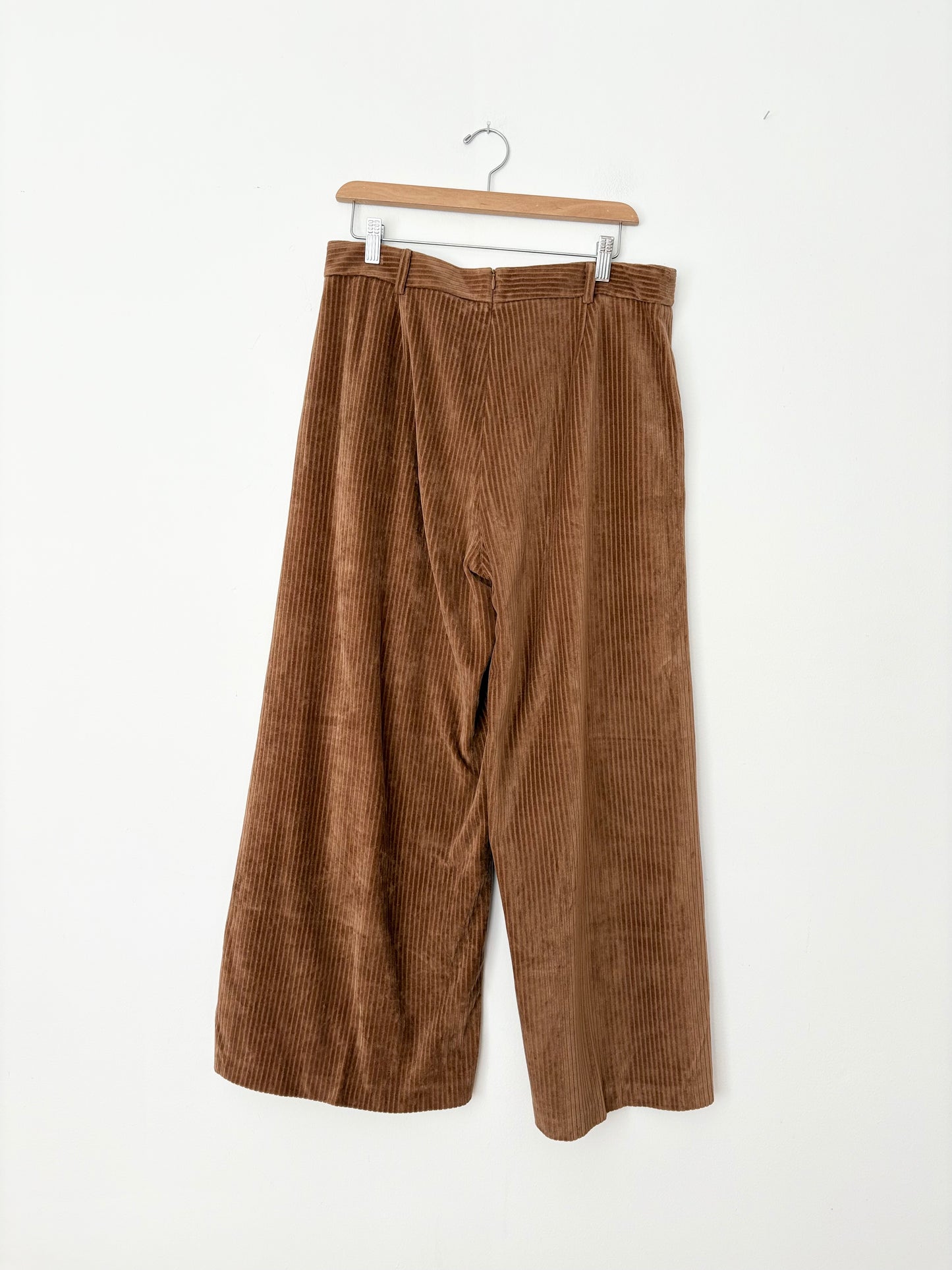 Circolo 1901 Baggy wide leg corduroy trousers W32