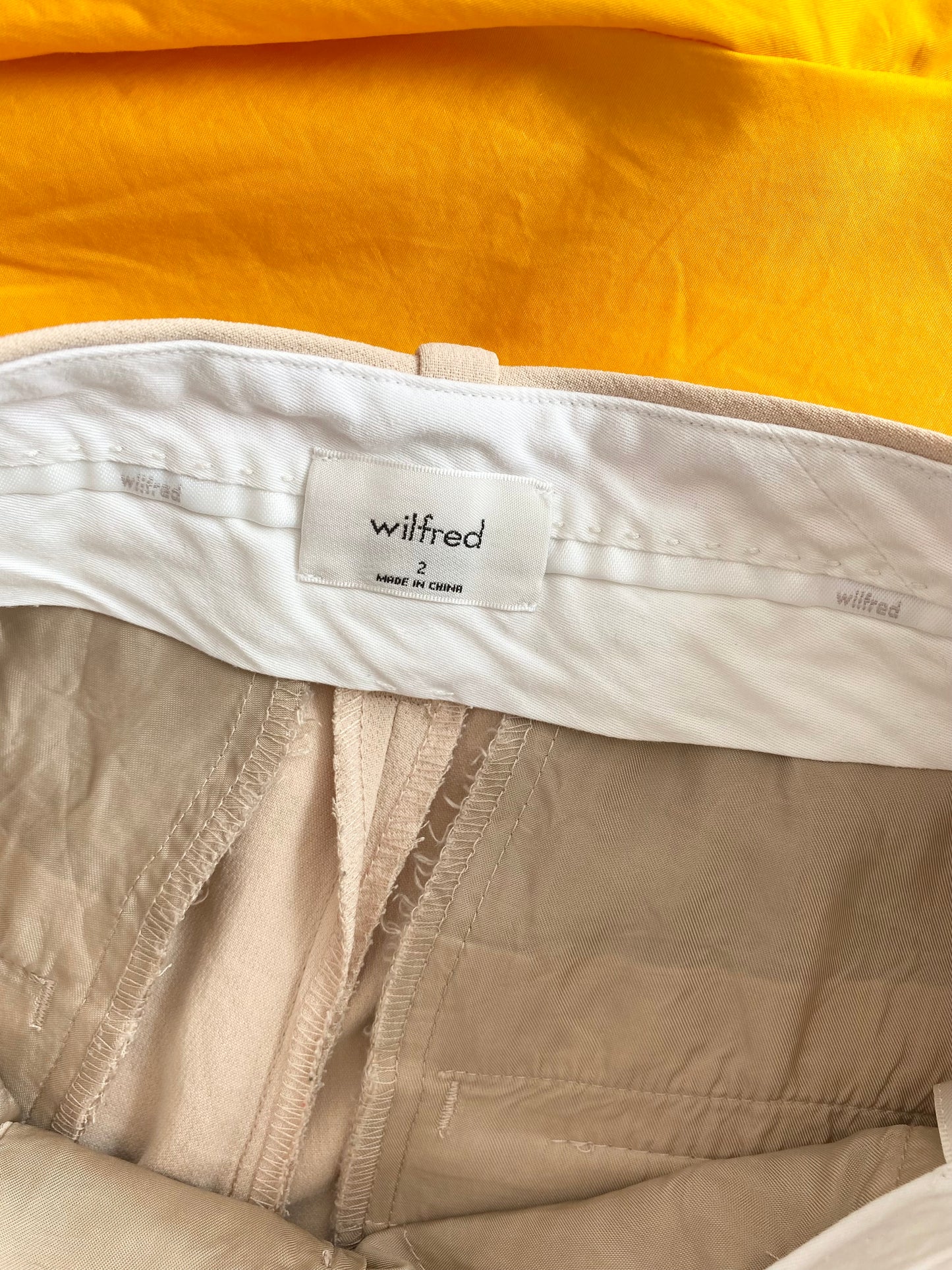 Wilfred the effortless shorts W26