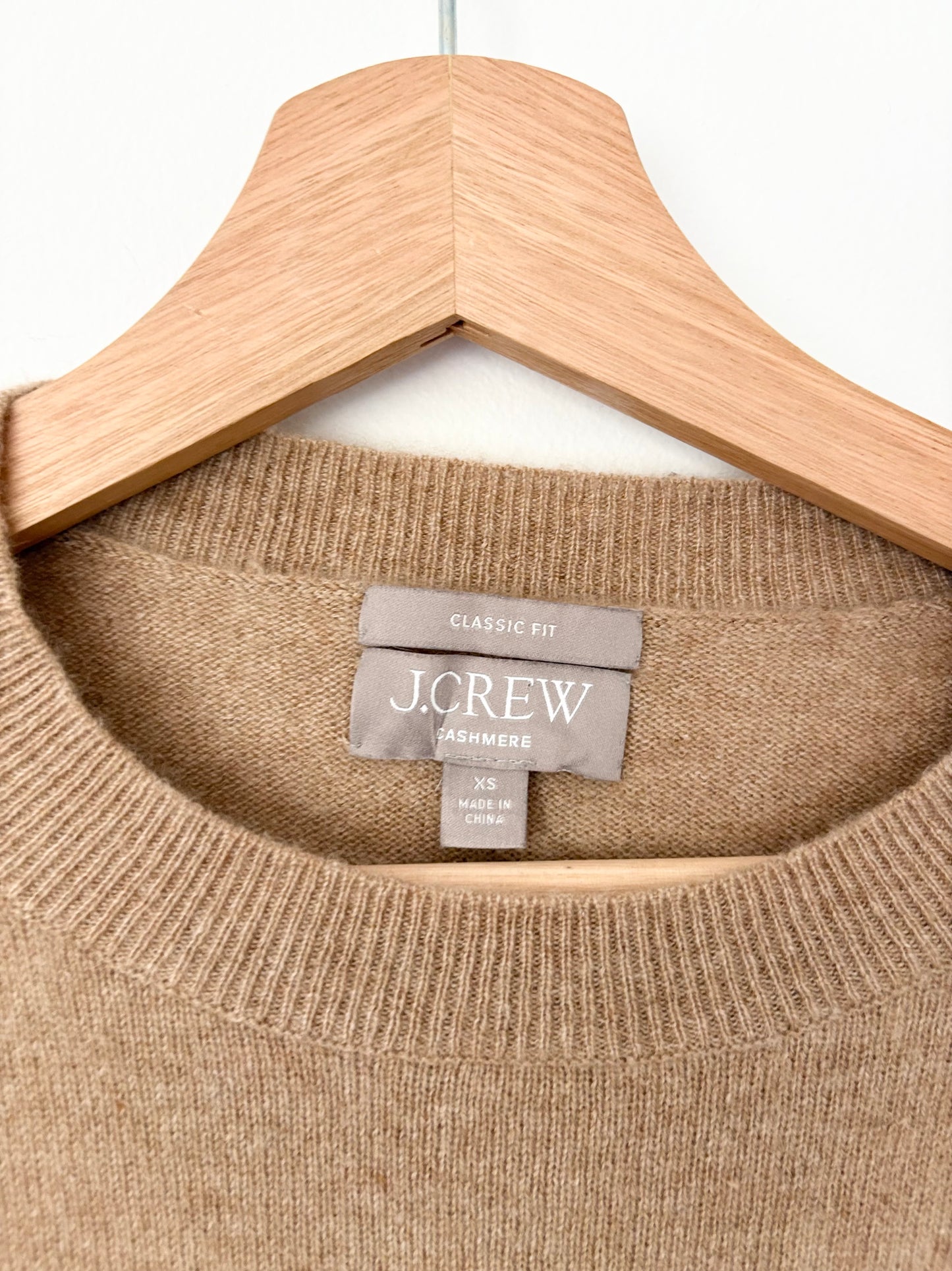 J.crew classic fit cashmere crewneck sweater XS