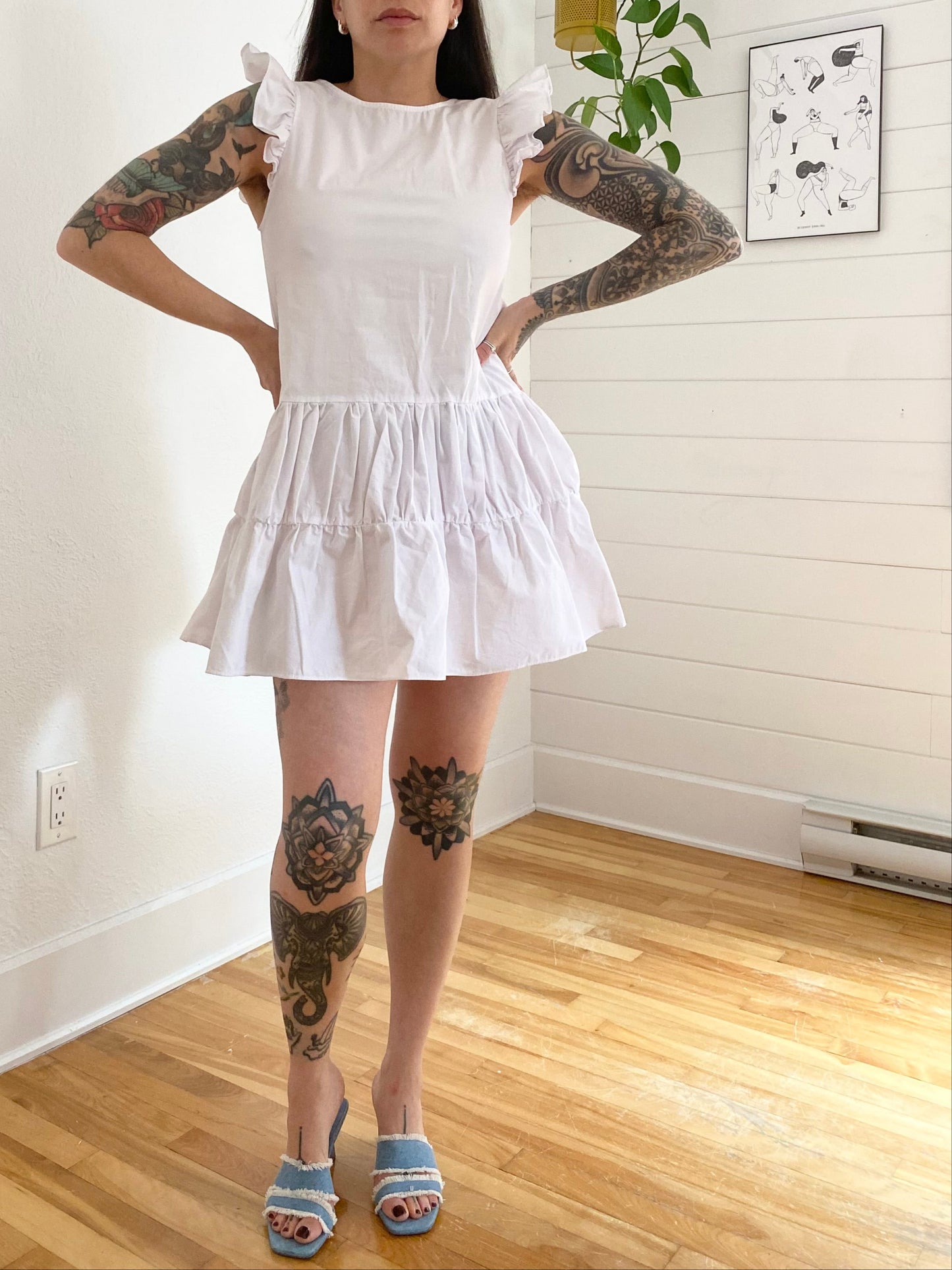 English factory tie back ruffled dress Small