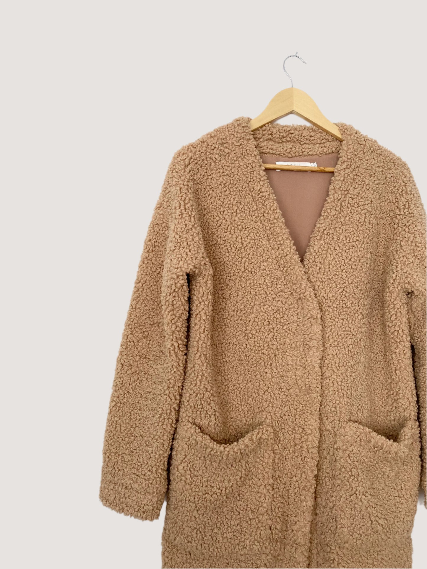 Manteau en fausse fourrure ASTR The Label Small