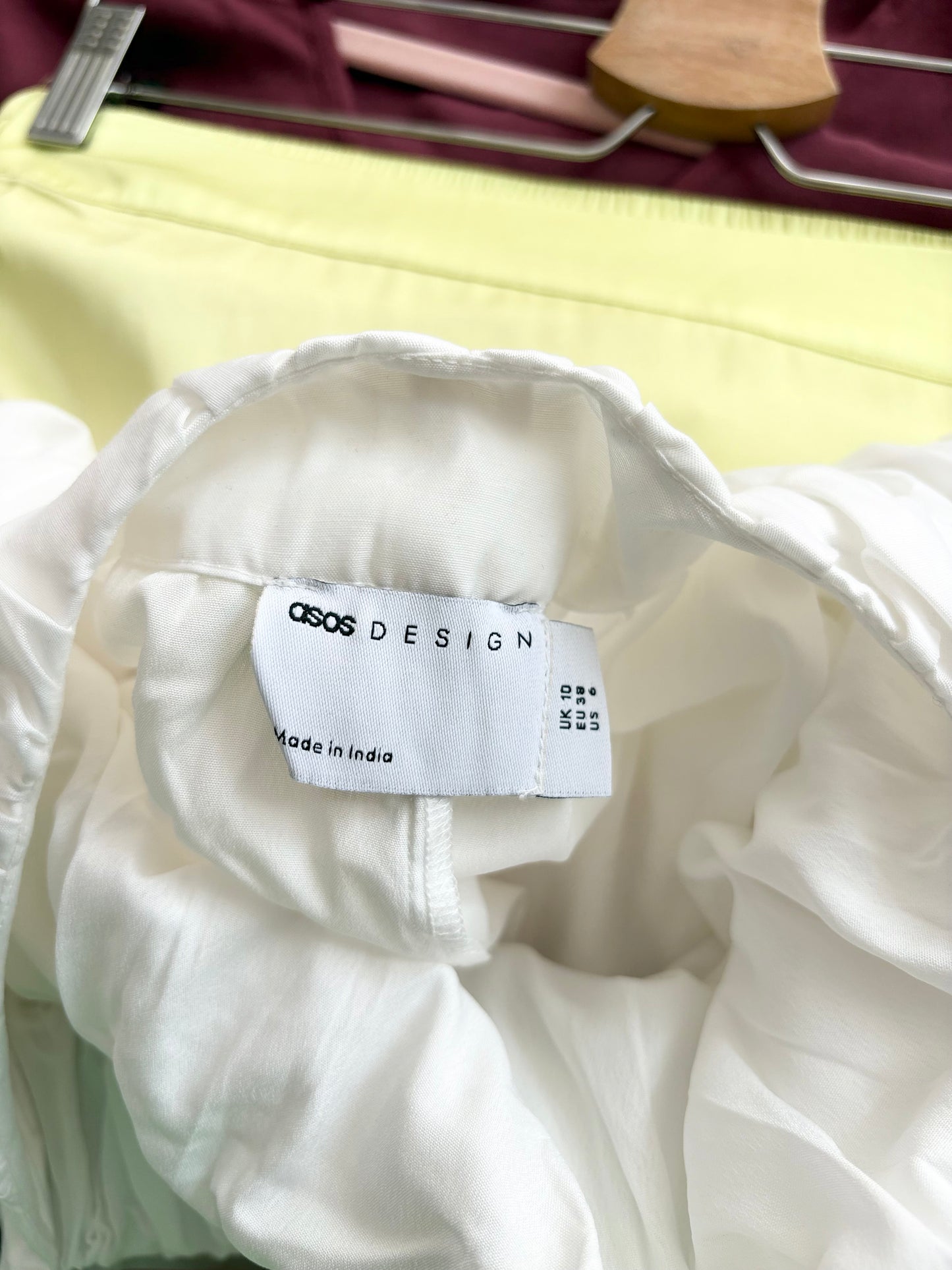 Robe babydoll Asos épaules dénudées Taille M