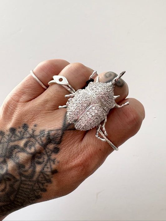 Bague scarabée en oxyde de zirconium Noir NYC