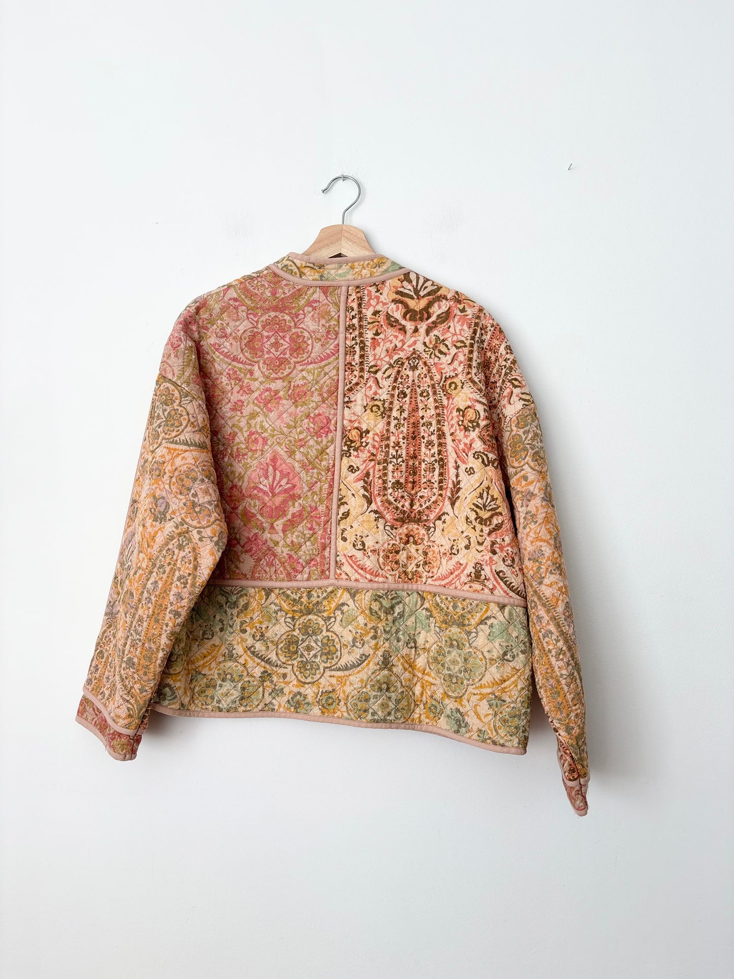 Veste matelassée à fleurs Zara, taille L