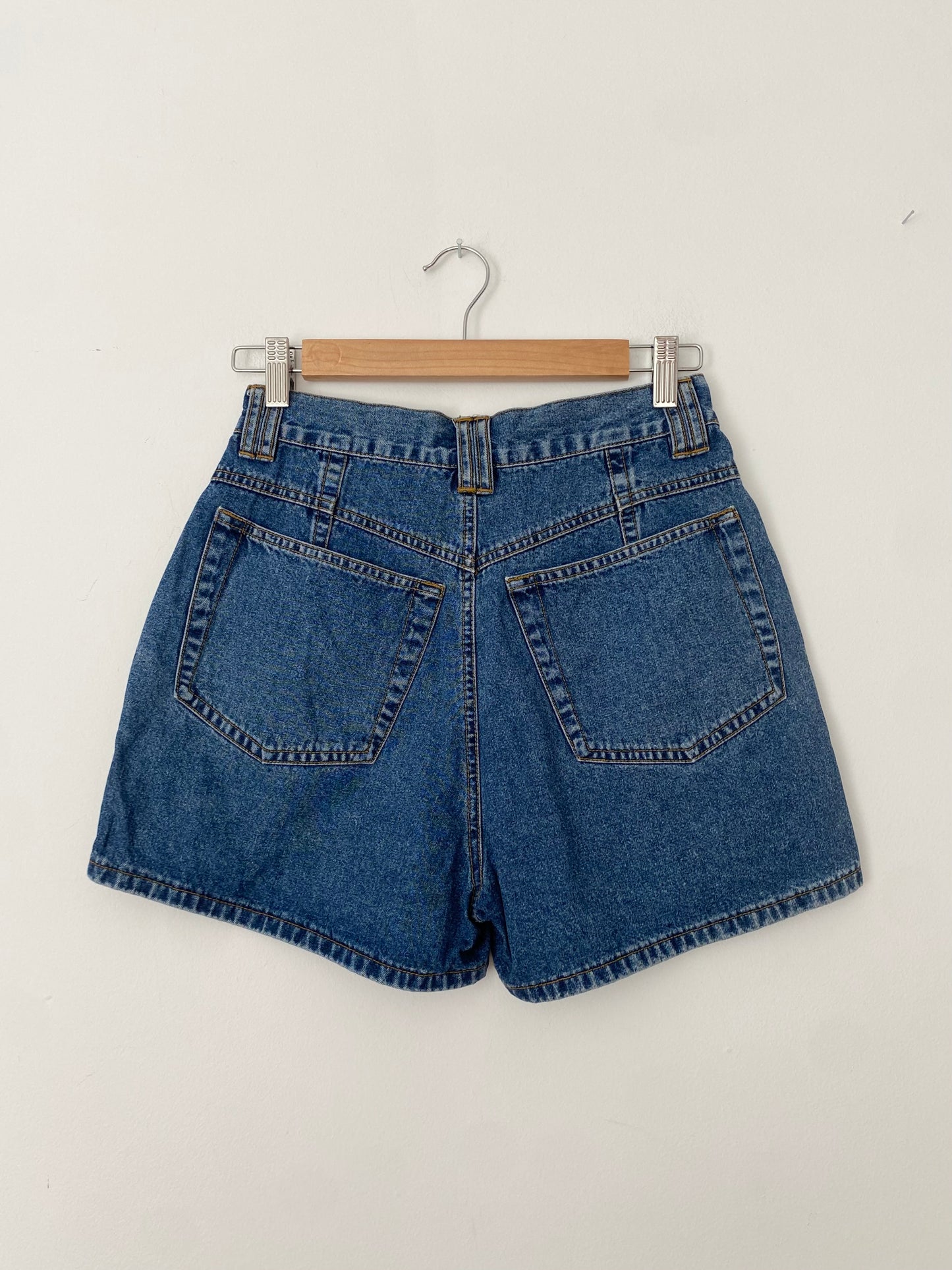 Vintage Esprit button denim shorts W26