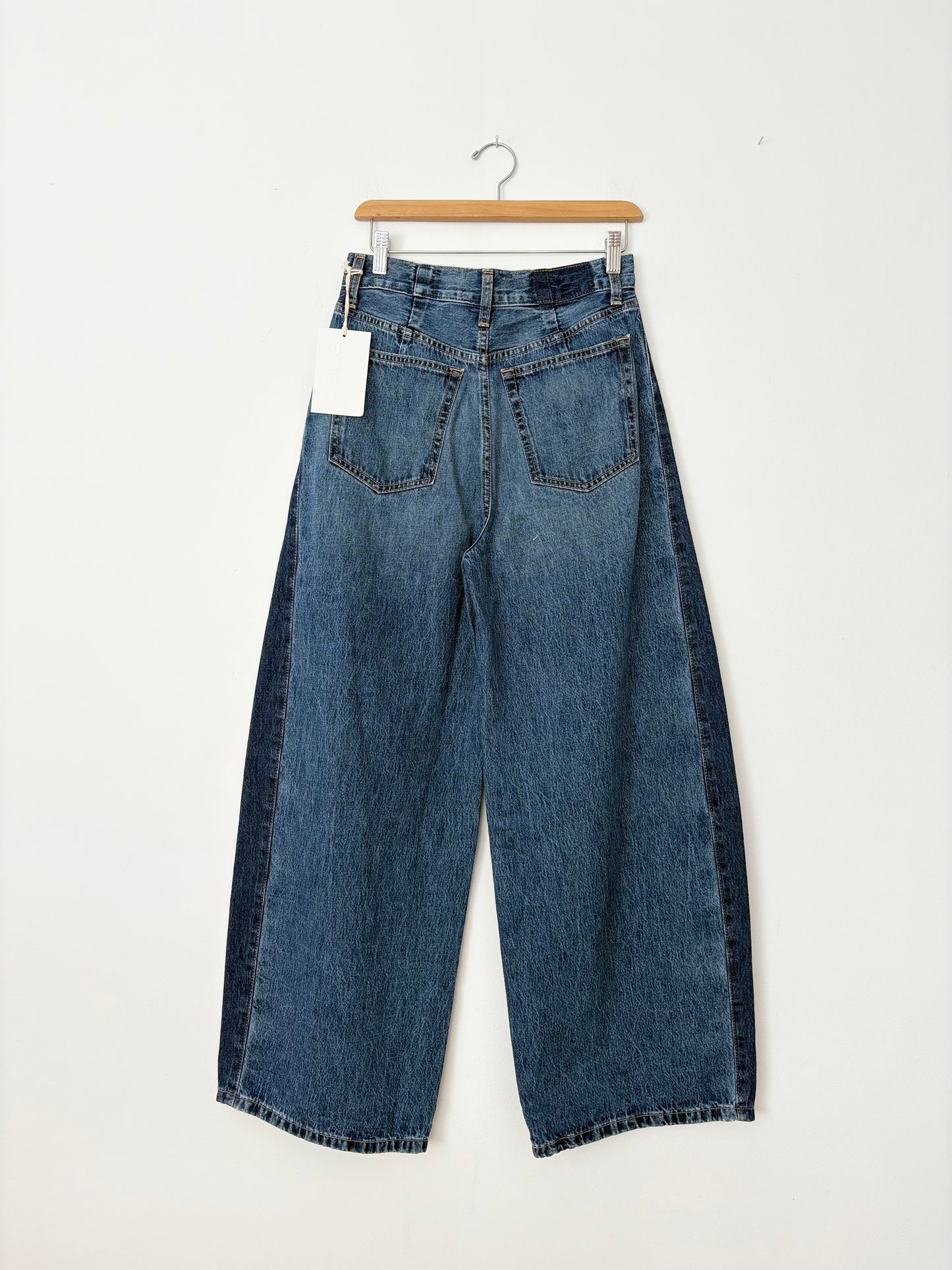 Etica Arden reworked wide leg barrel jeans W26