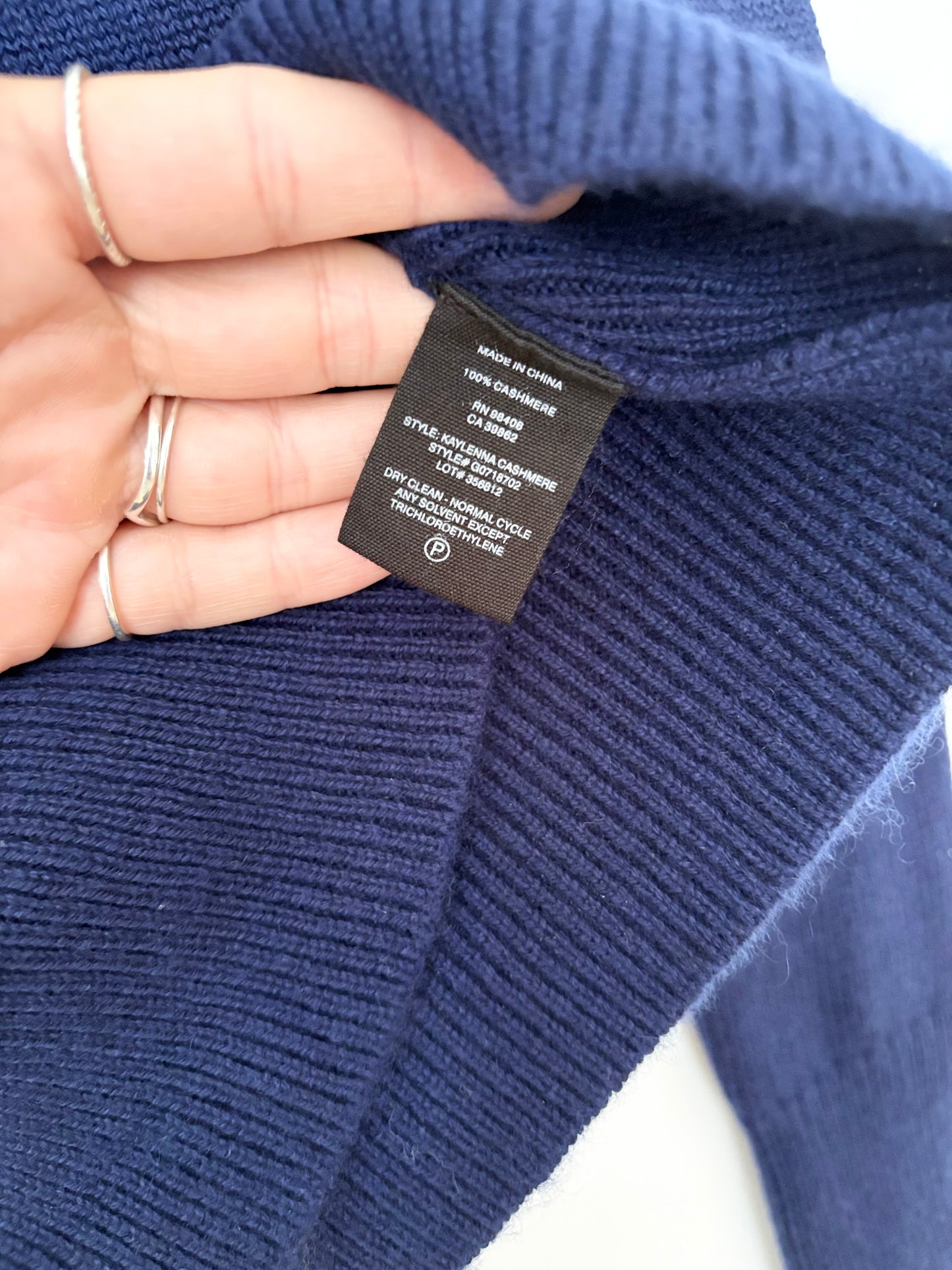 Theory Kaylenna cashmere sweater Small