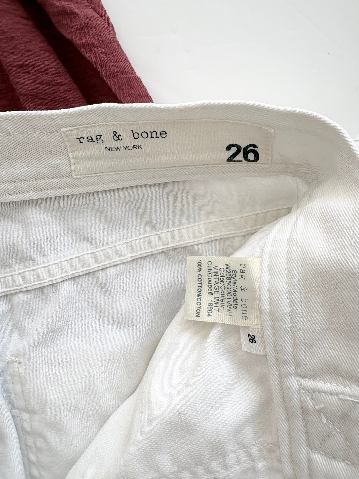 Pantalon ceinturé Rag & Bone en blanc cassé taille 26