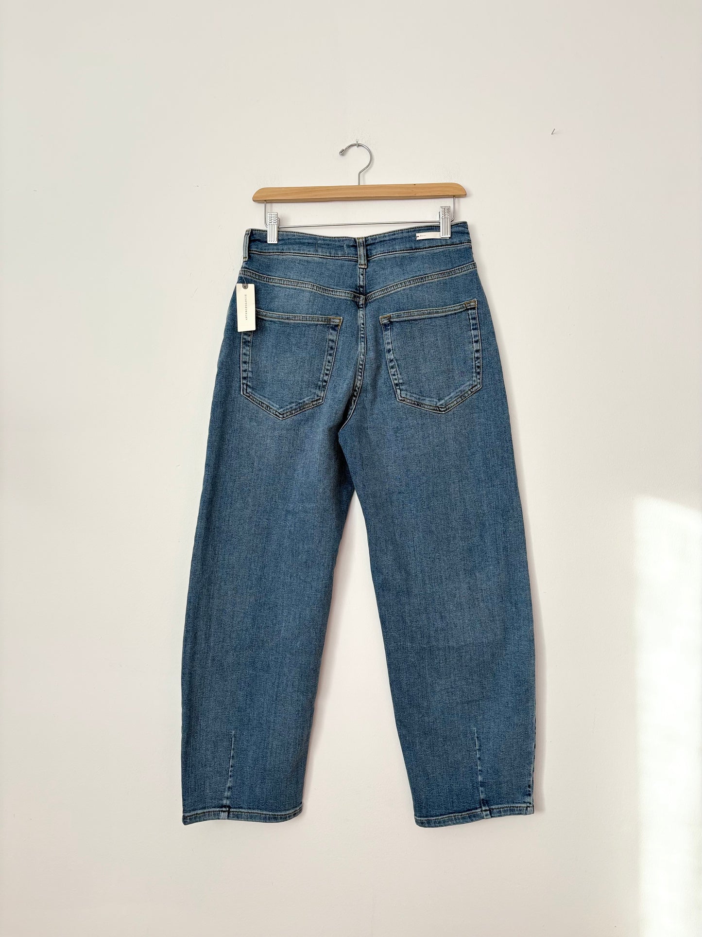 Anthropologie Pilcro et le jean ballon plissé imprimé en lettres W28