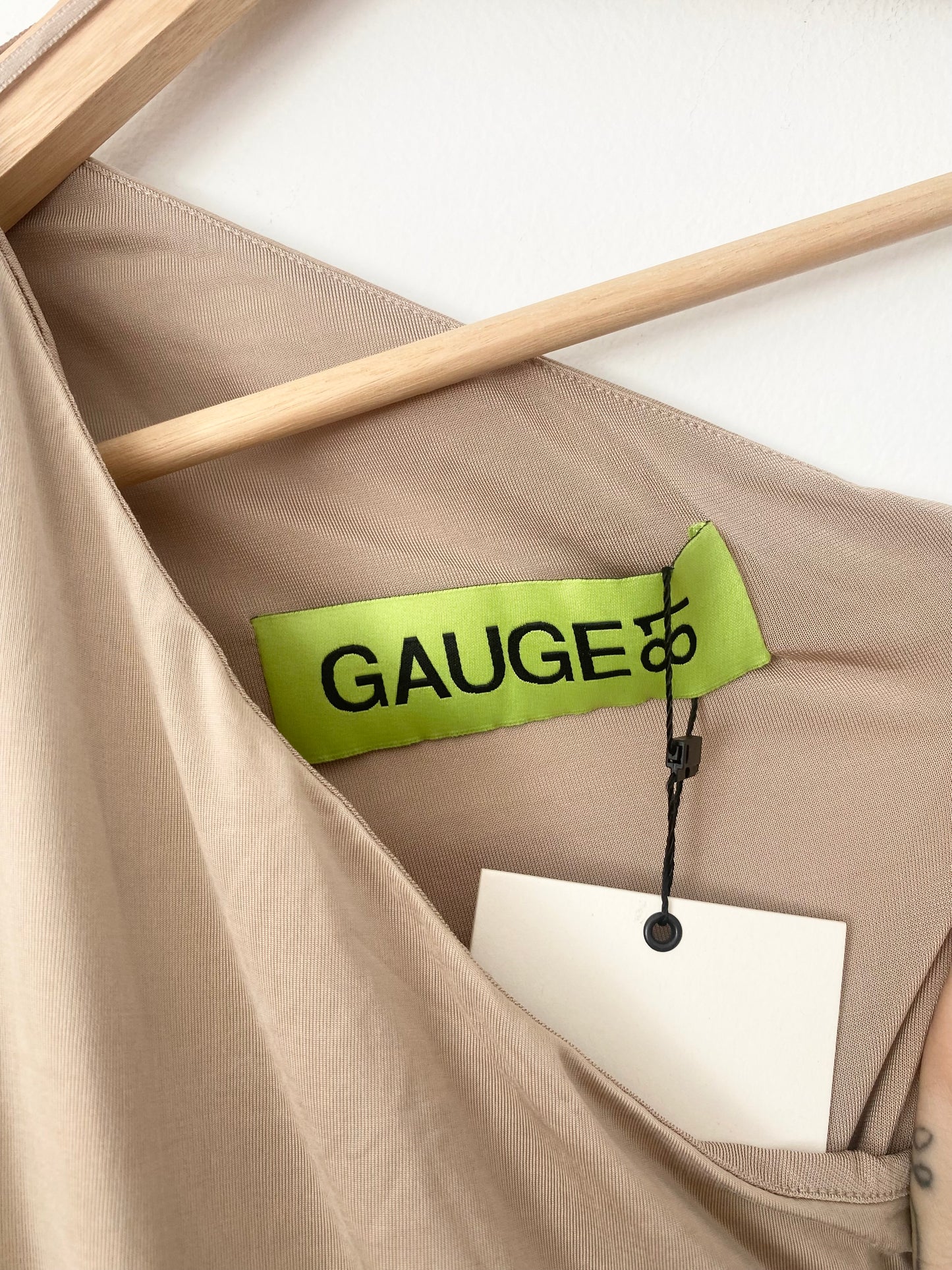 Gauge81 Mini-robe Suani Moyenne