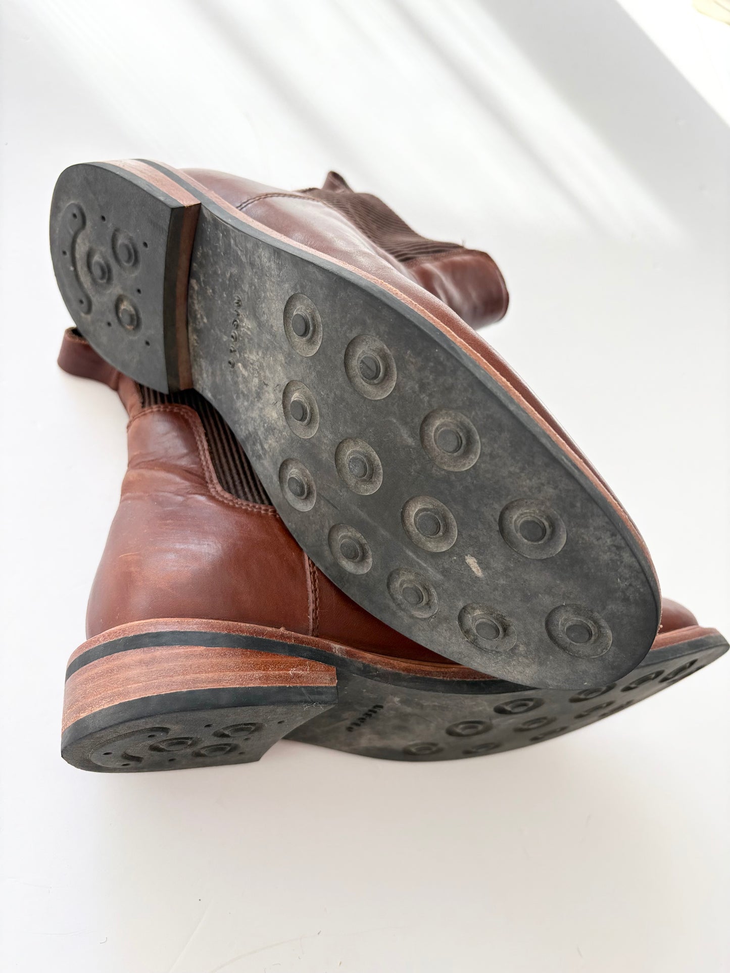 Nisolo Carmen chelsea leather boots EU37