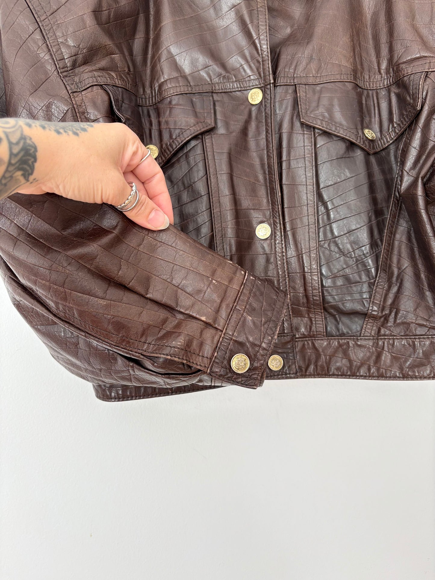 Vintage brown genuine leather crop bomber Medium