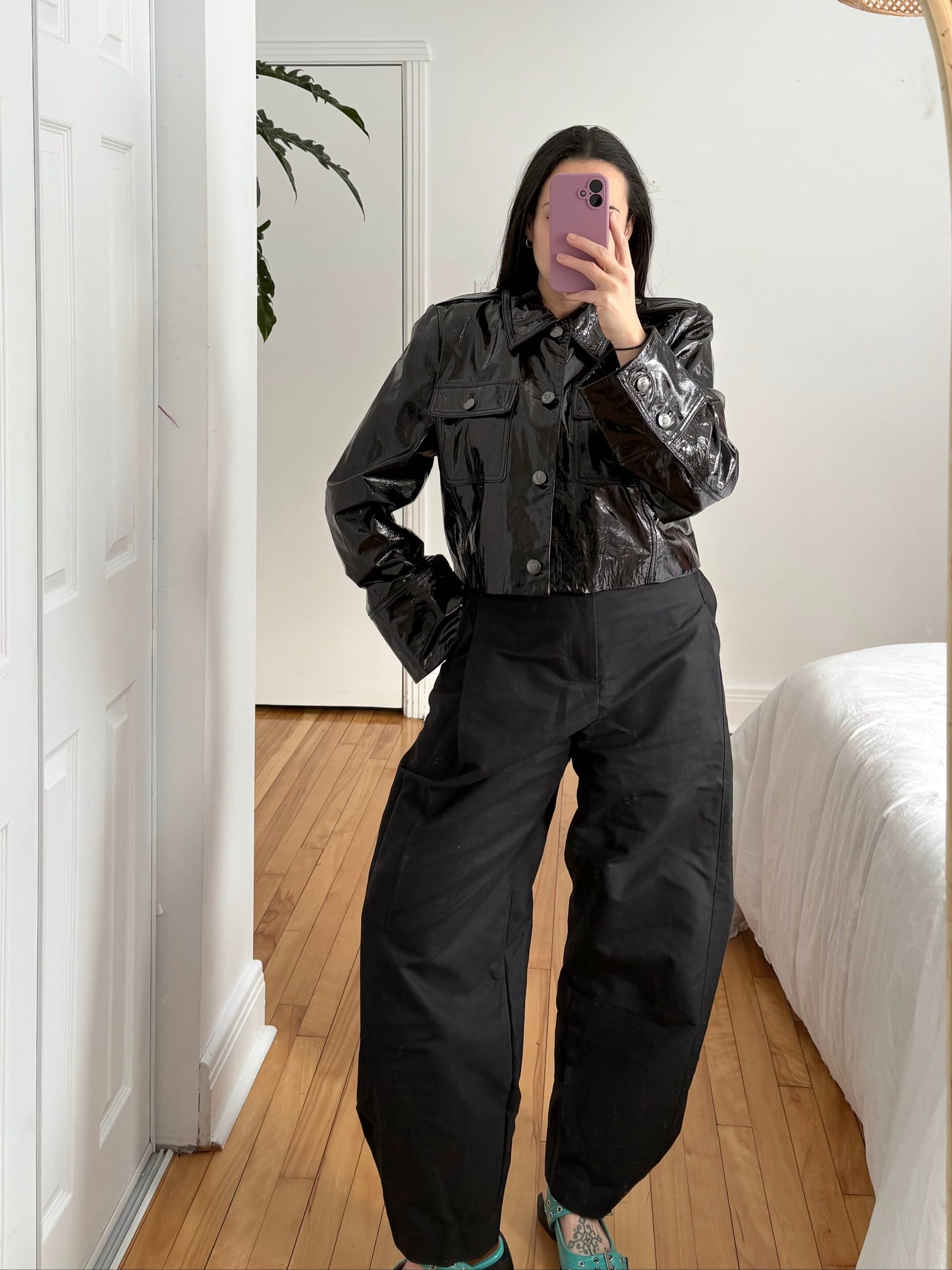 Veste utilitaire courte en cuir verni Lita by Ciara XL