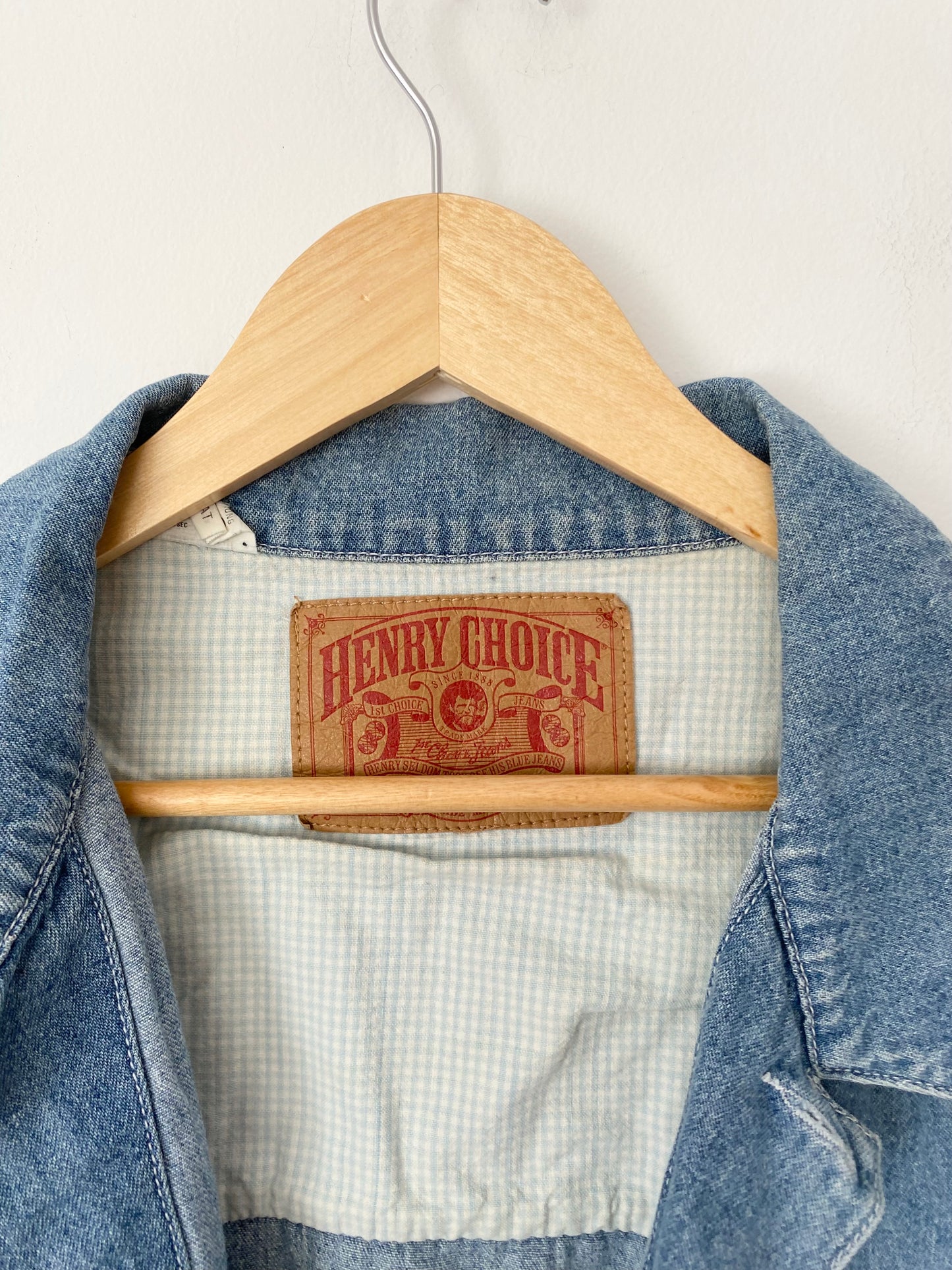 Vintage sleeveless denim jacket Large