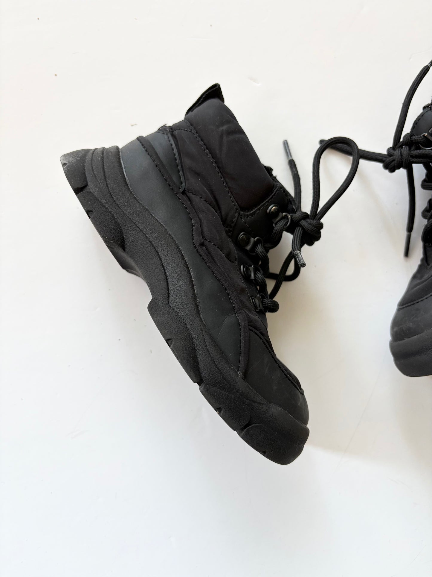 Zara black booties US8