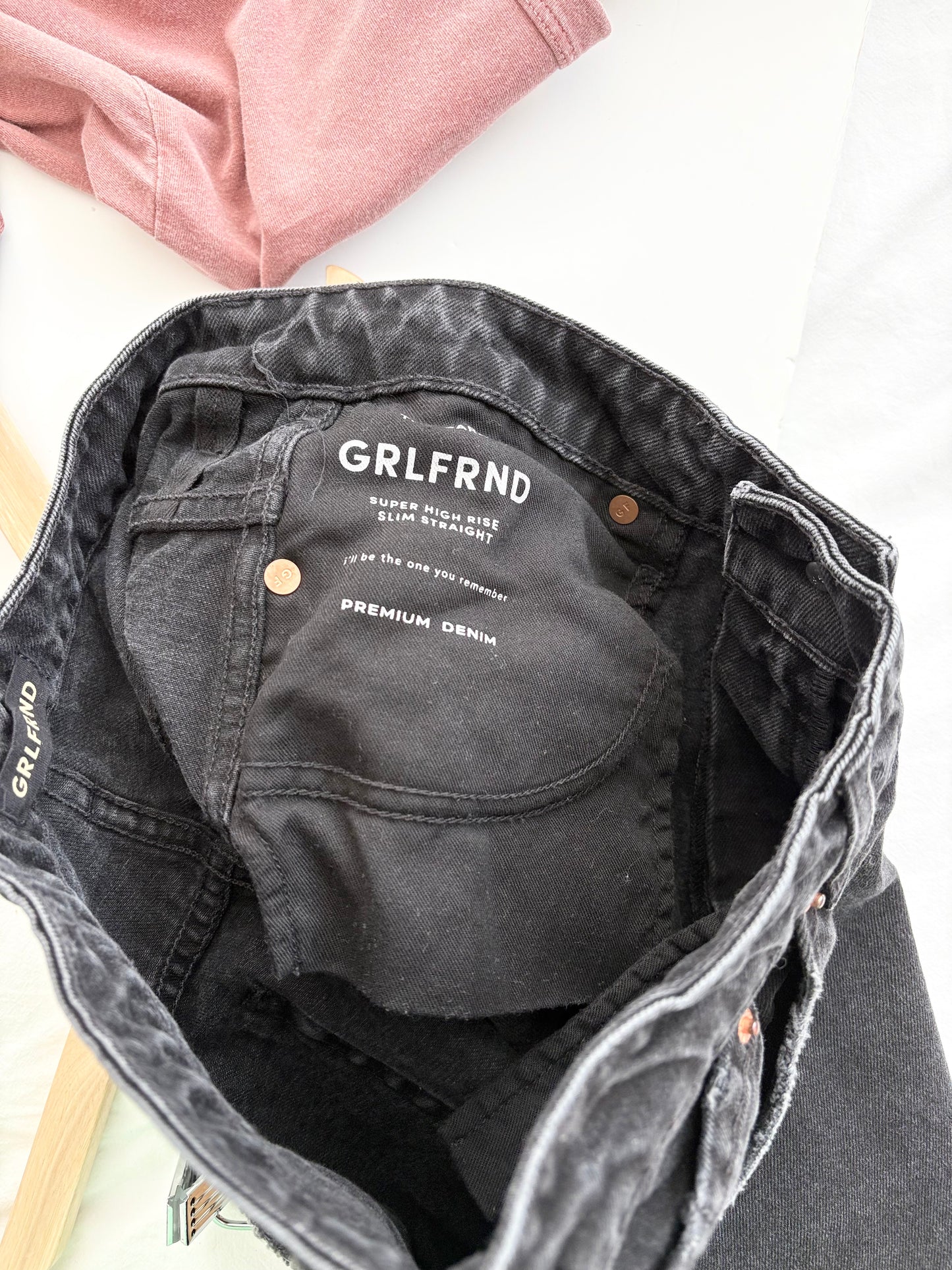 GRLFRND Sara high rise straight jeans W28
