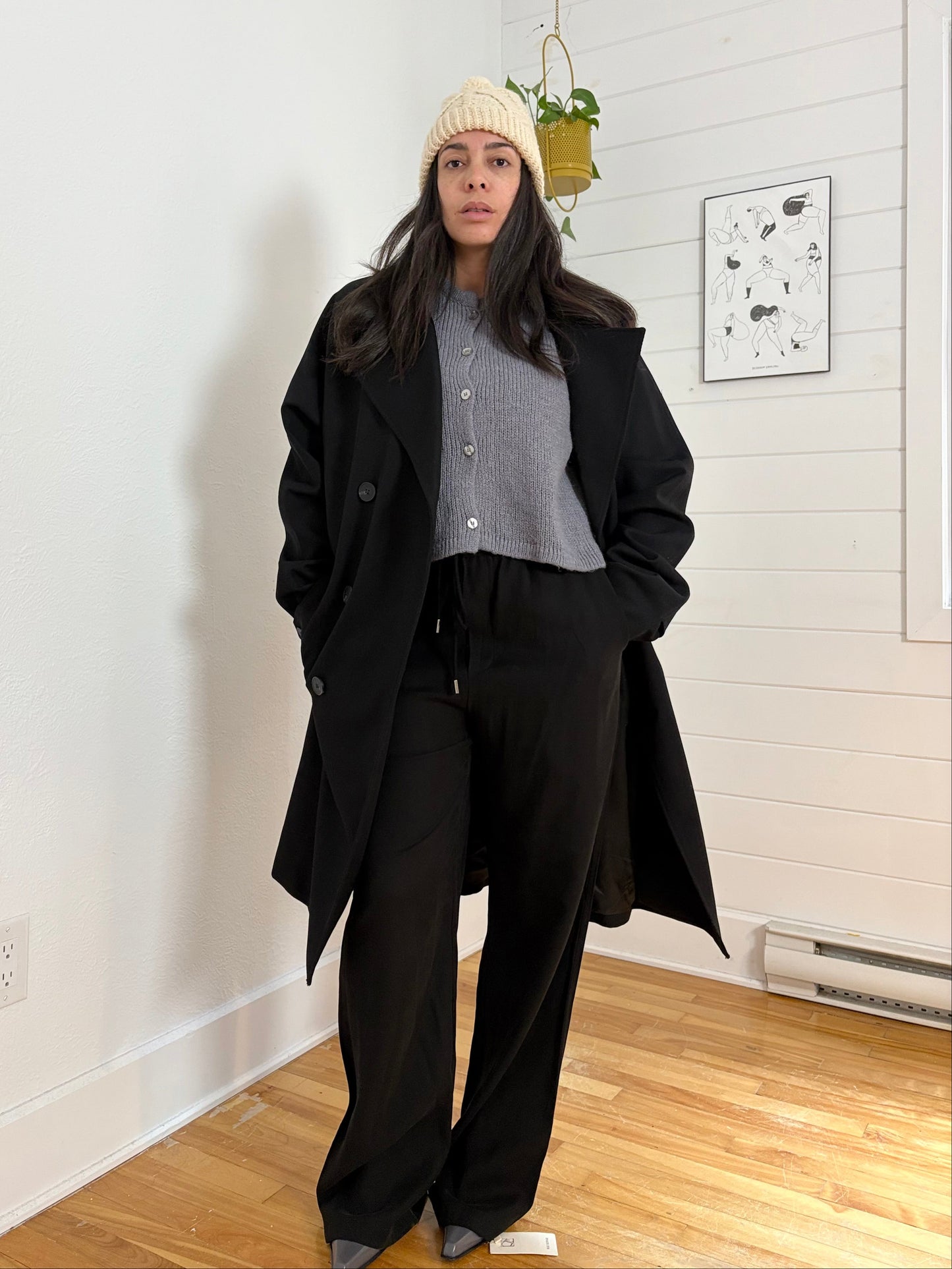 Merino wool cable knit pompom hat Small