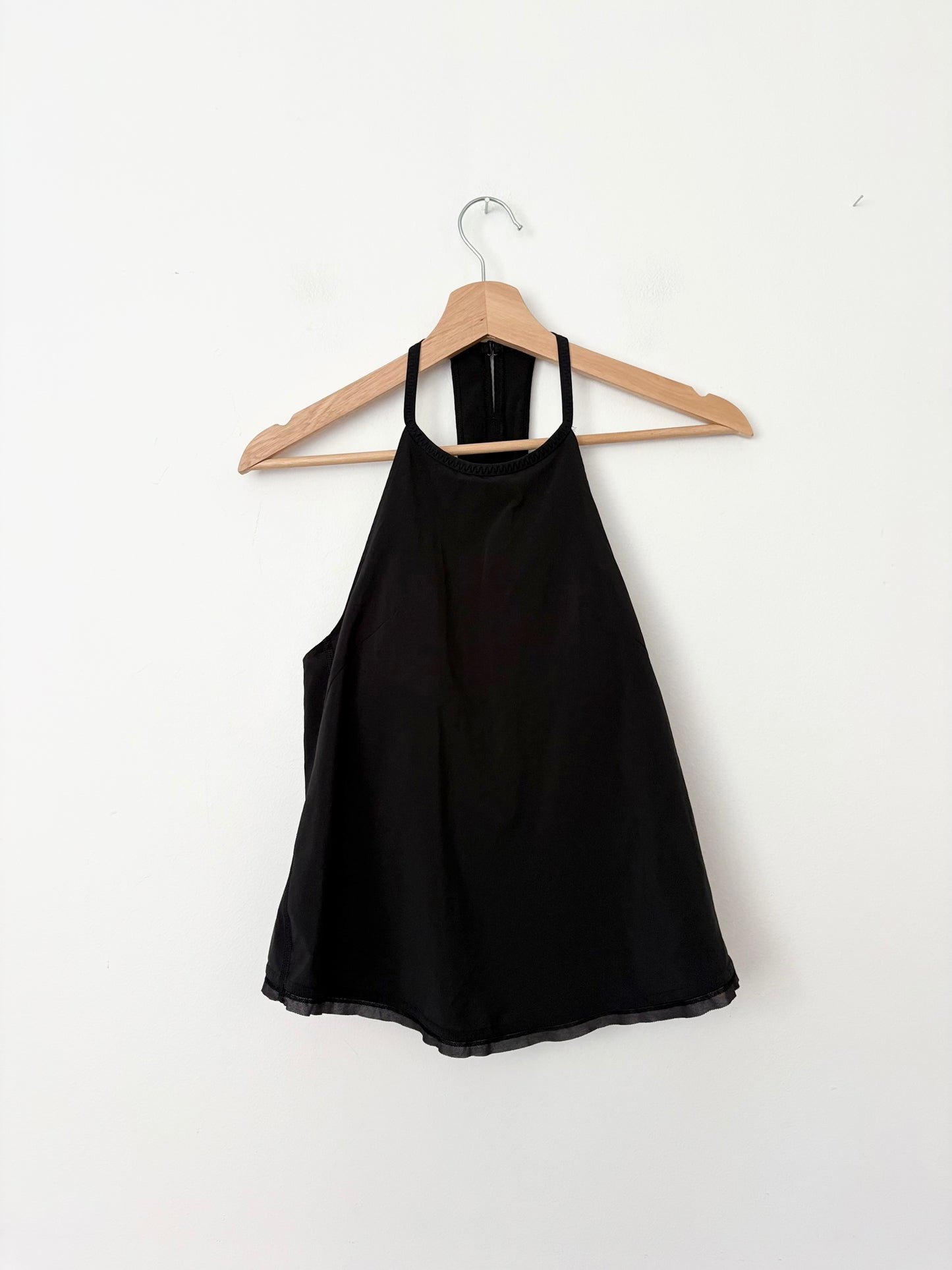 Lululemon free spirit Tank size 4